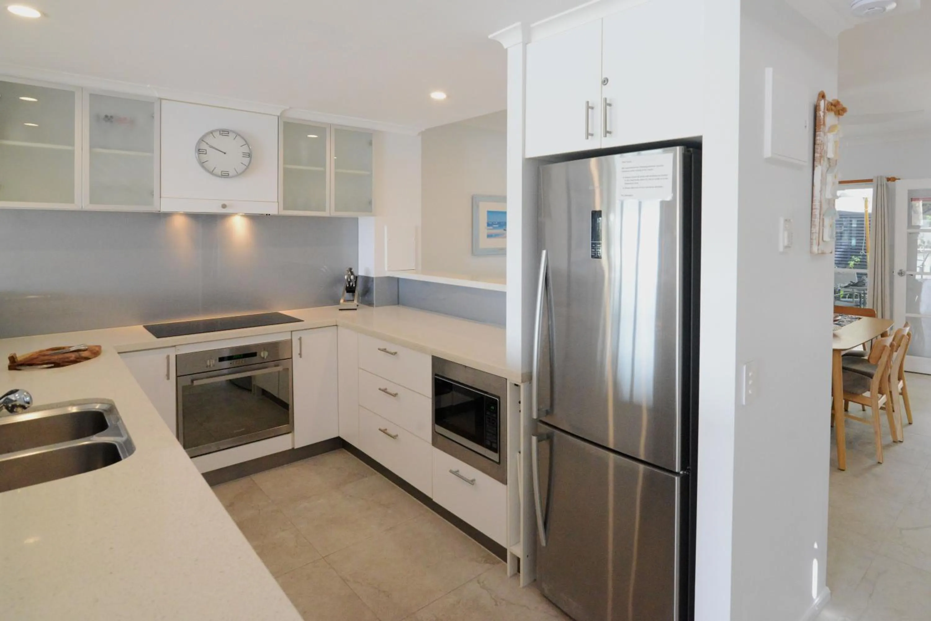 Kitchen or kitchenette in Noosa Entrance Waterfront Resort