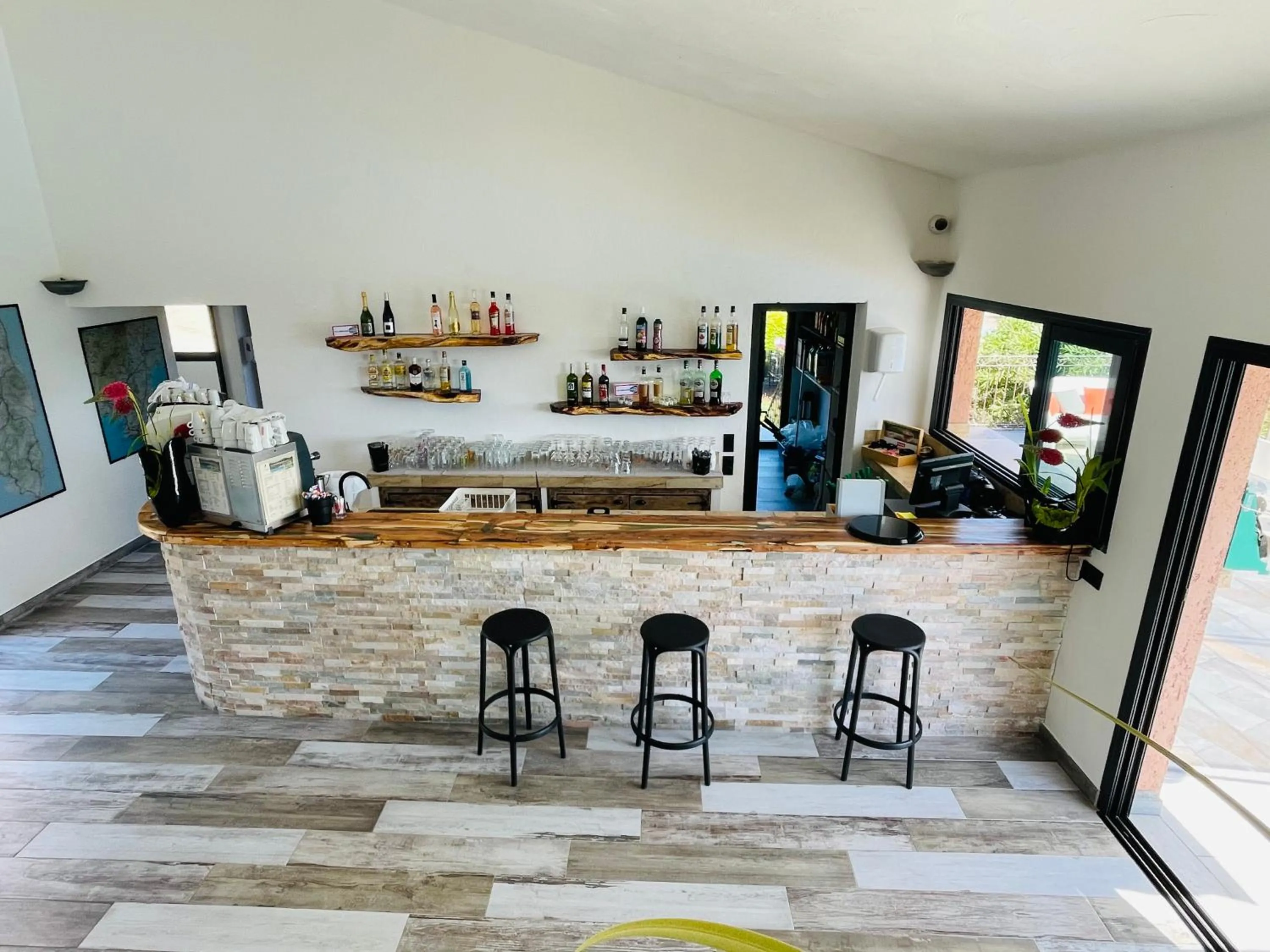 Lounge or bar in Résidence U Pirellu