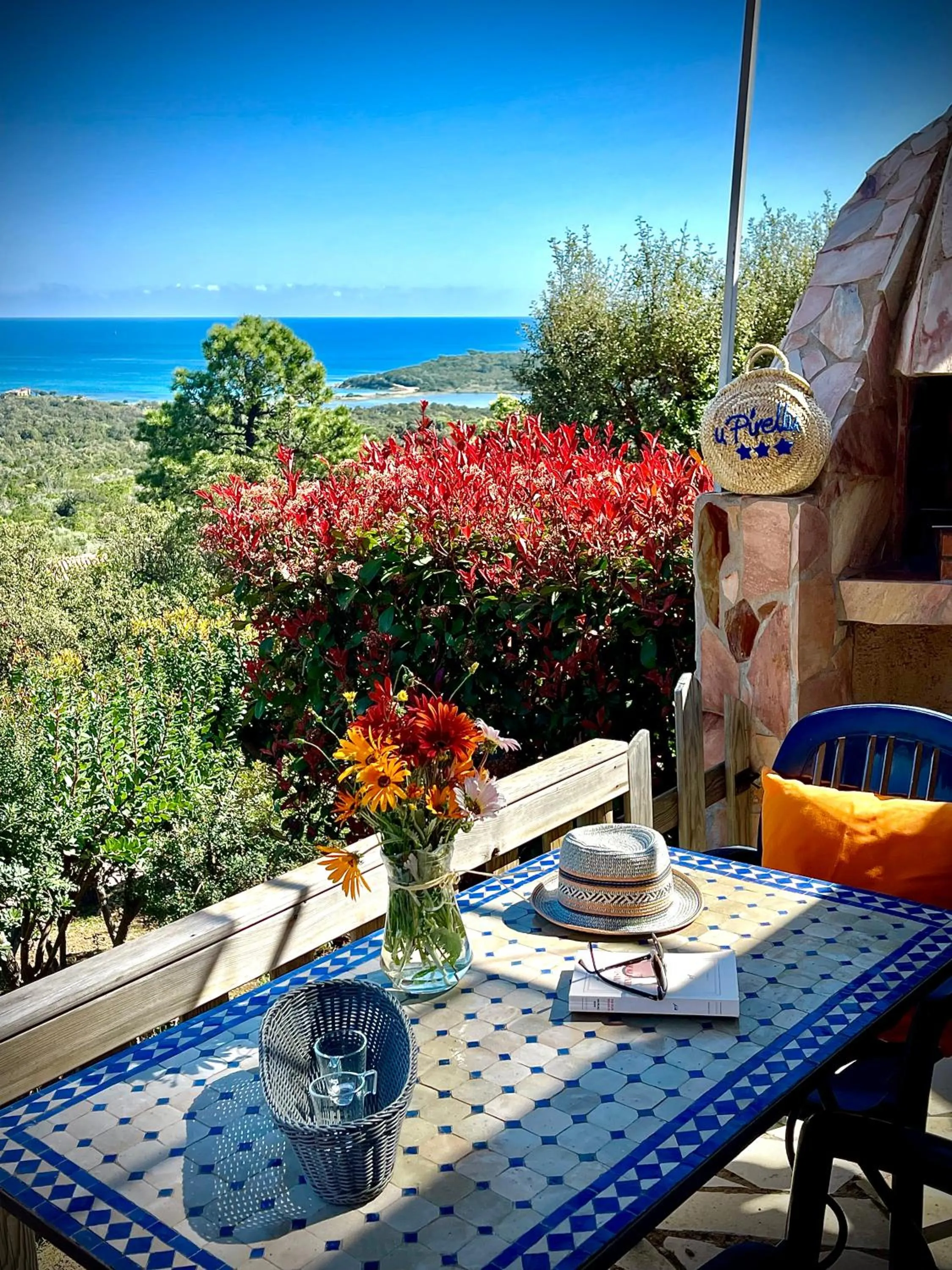 Natural landscape in Résidence U Pirellu