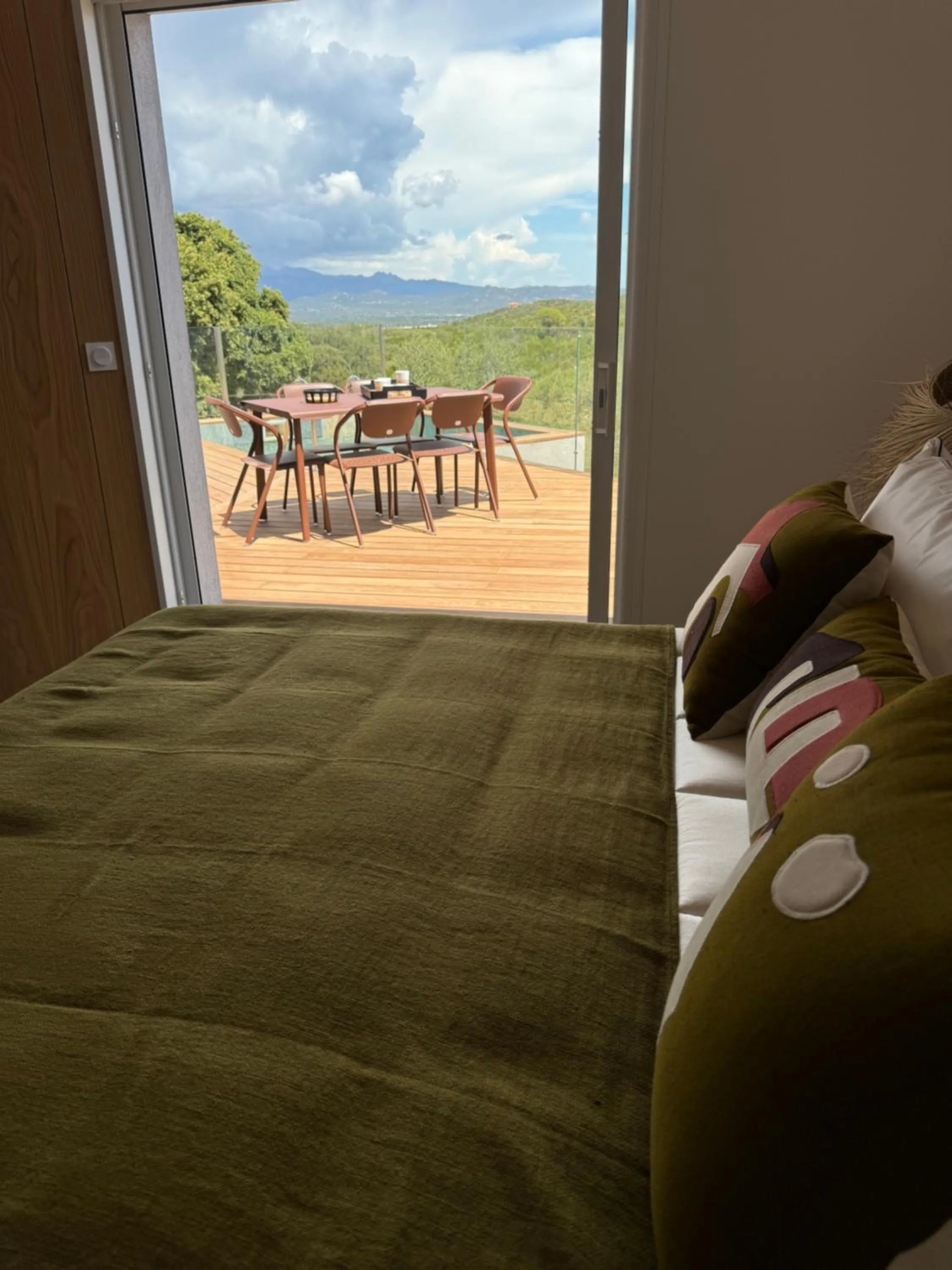 Bed in Résidence U Pirellu