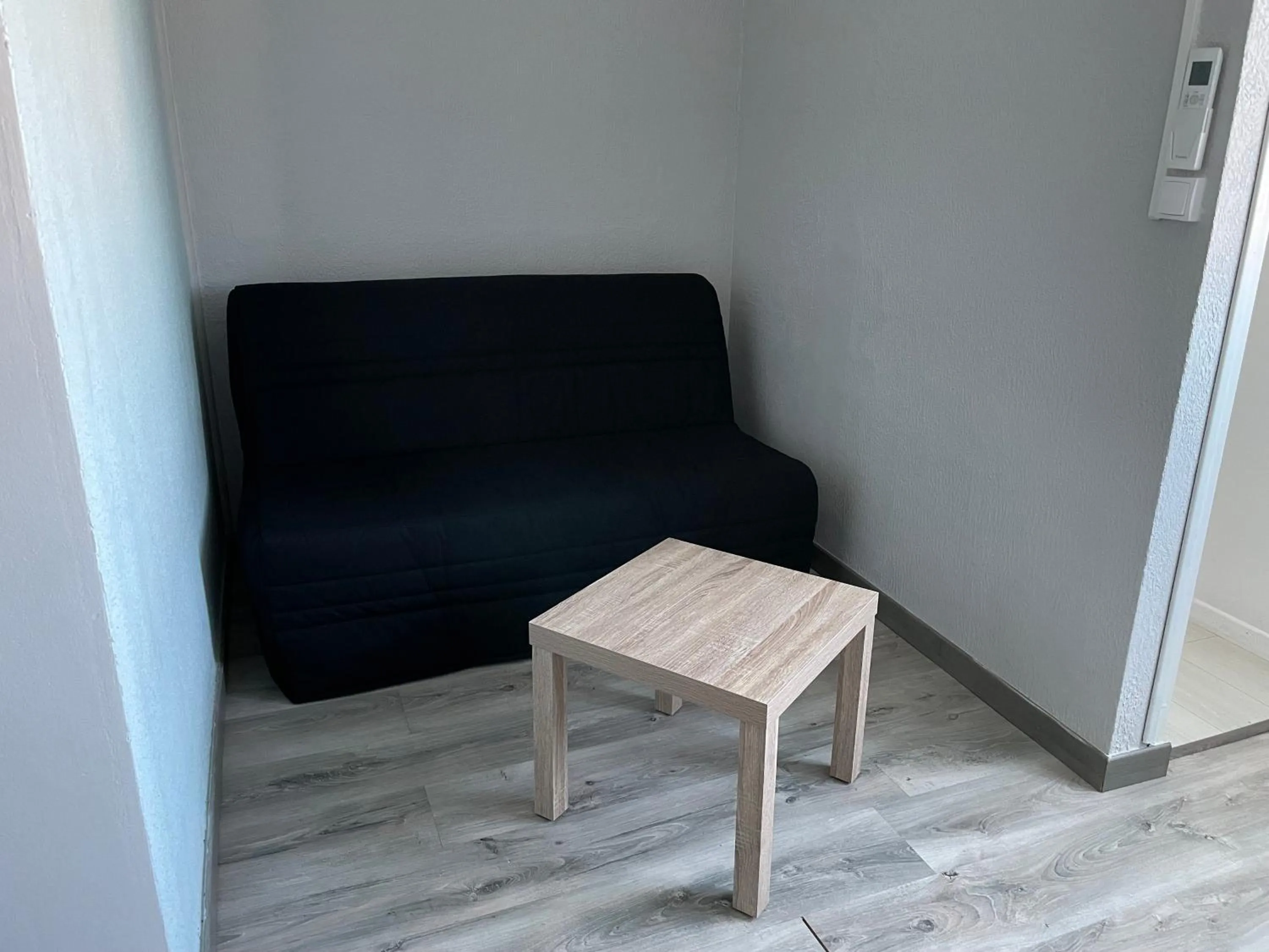 Living room in Logis Hôtel Le Clement V