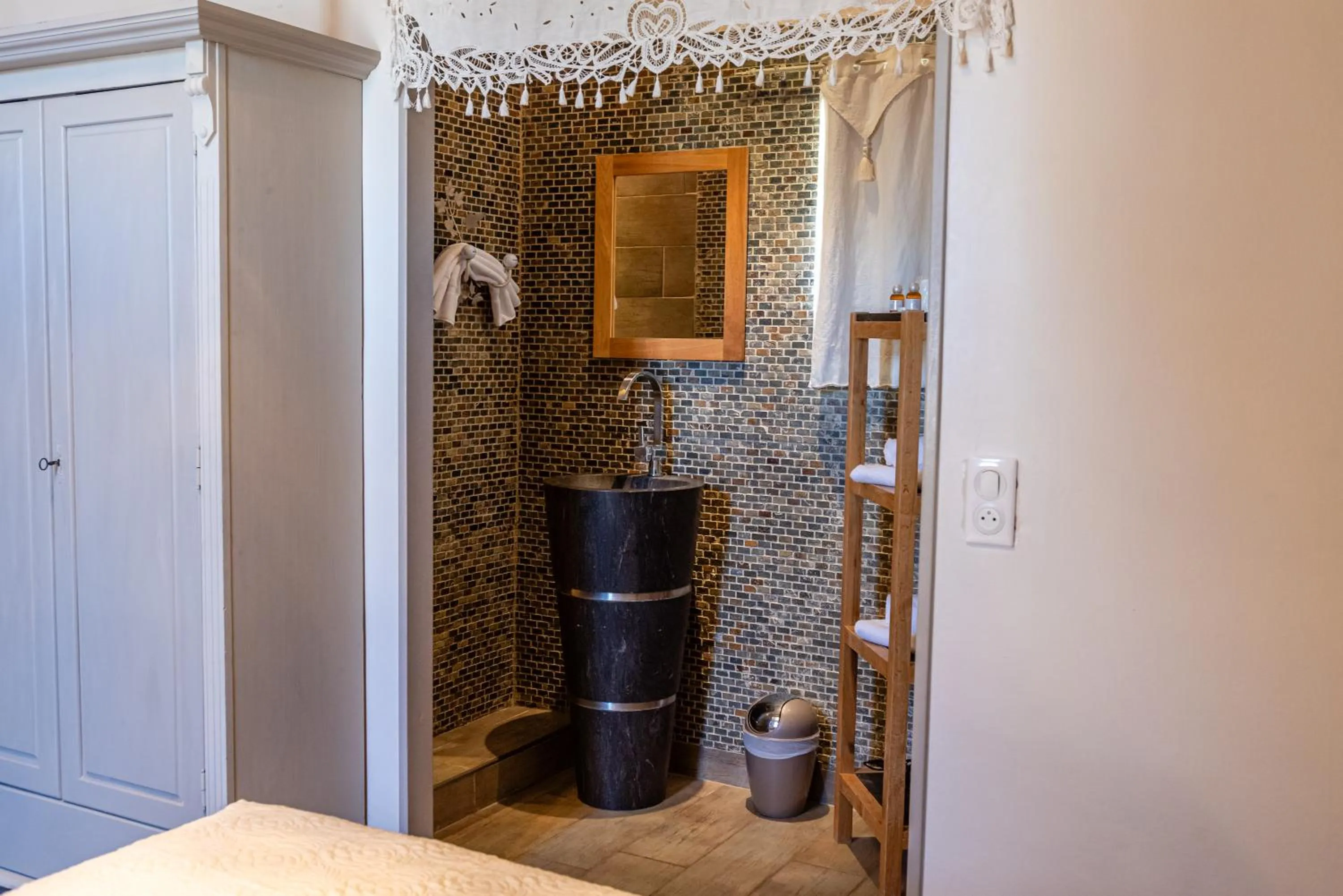 Bathroom in Domaine De Blancardy