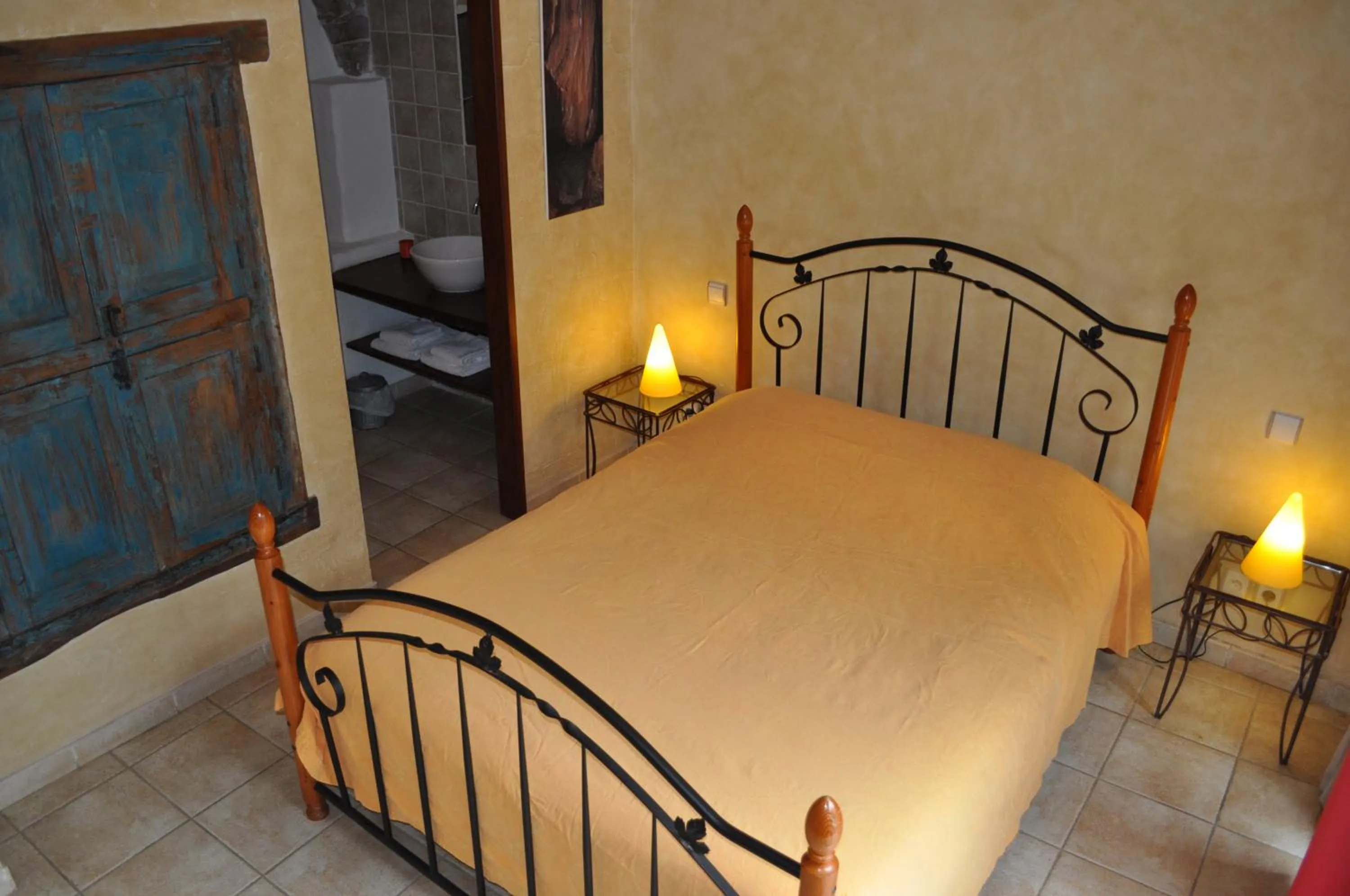 Bed in Domaine De Blancardy