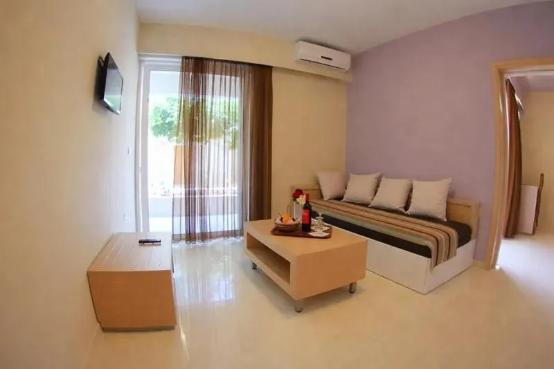 Bedroom, Bed in Eleftheria Hotel