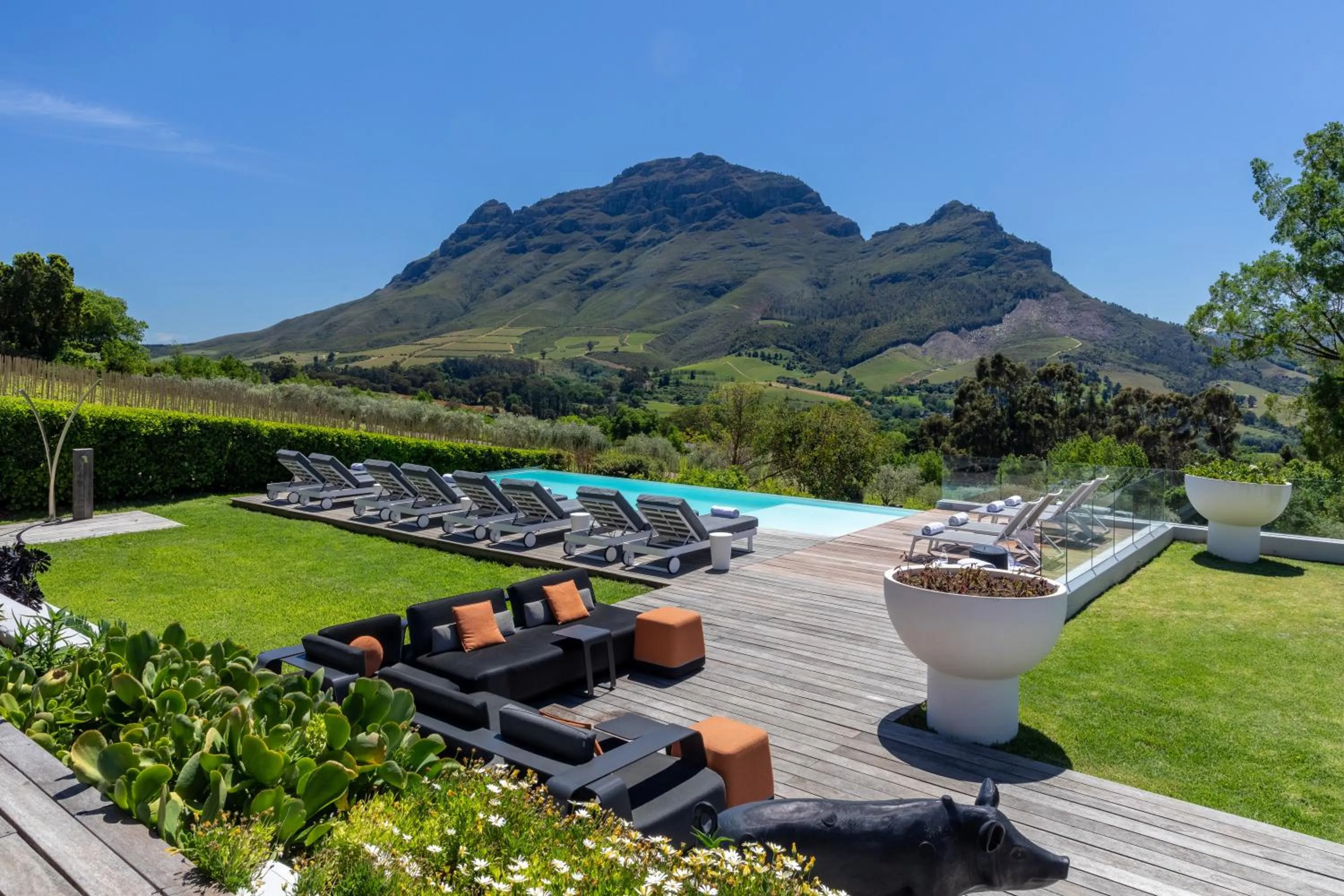 Garden in Clouds Estate