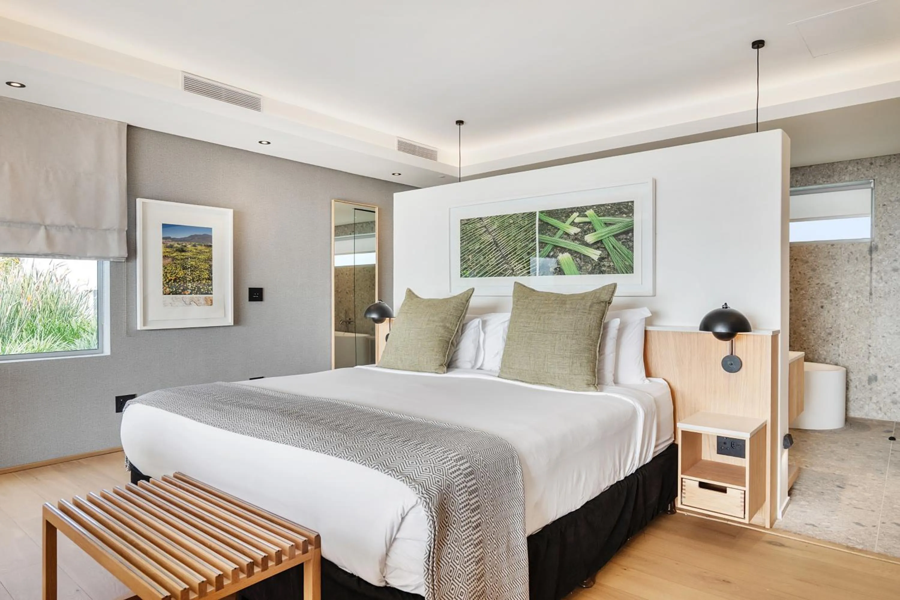 Bed in Clouds Estate