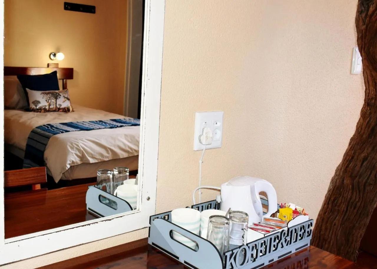 Coffee/tea facilities, Bed in Kamaku Guesthouse cc