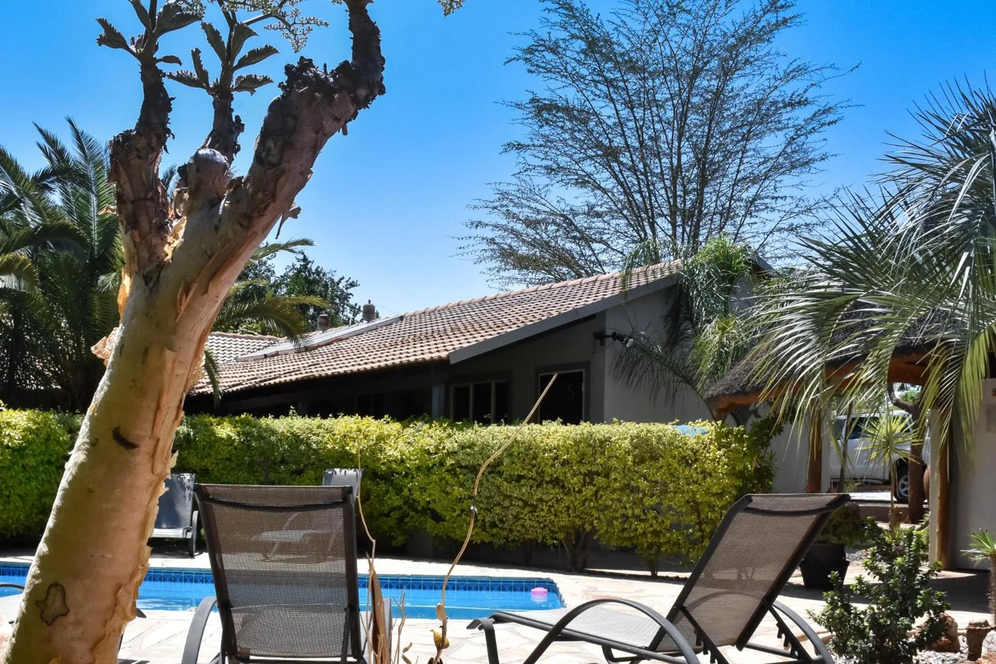 Swimming pool in Kamaku Guesthouse cc