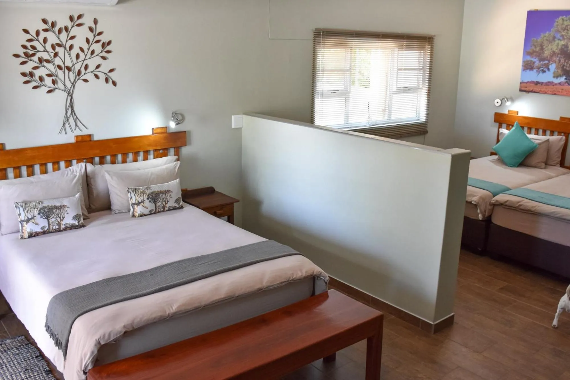 Photo of the whole room, Bed in Kamaku Guesthouse cc