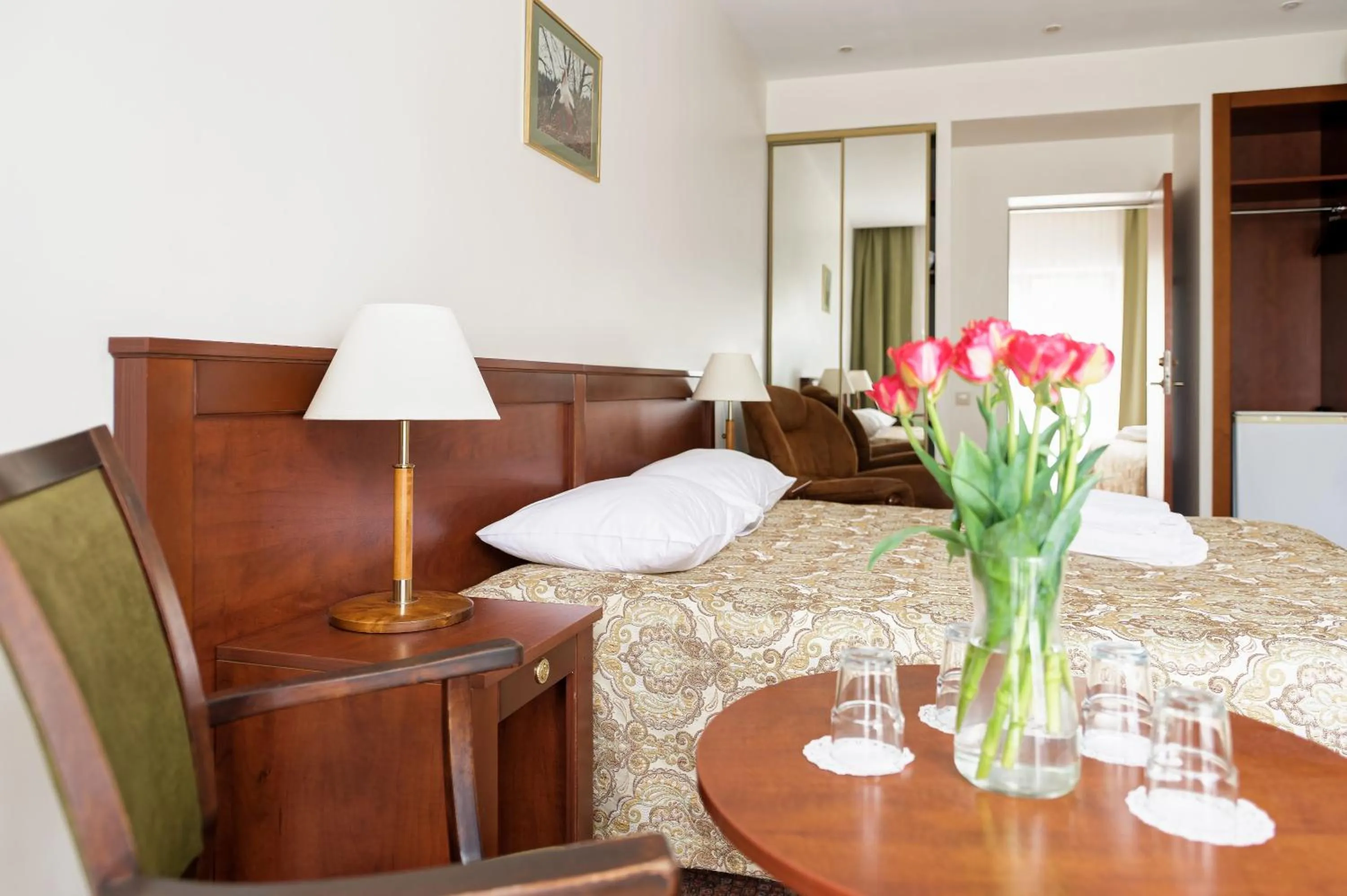 Bedroom, Bed in Regina