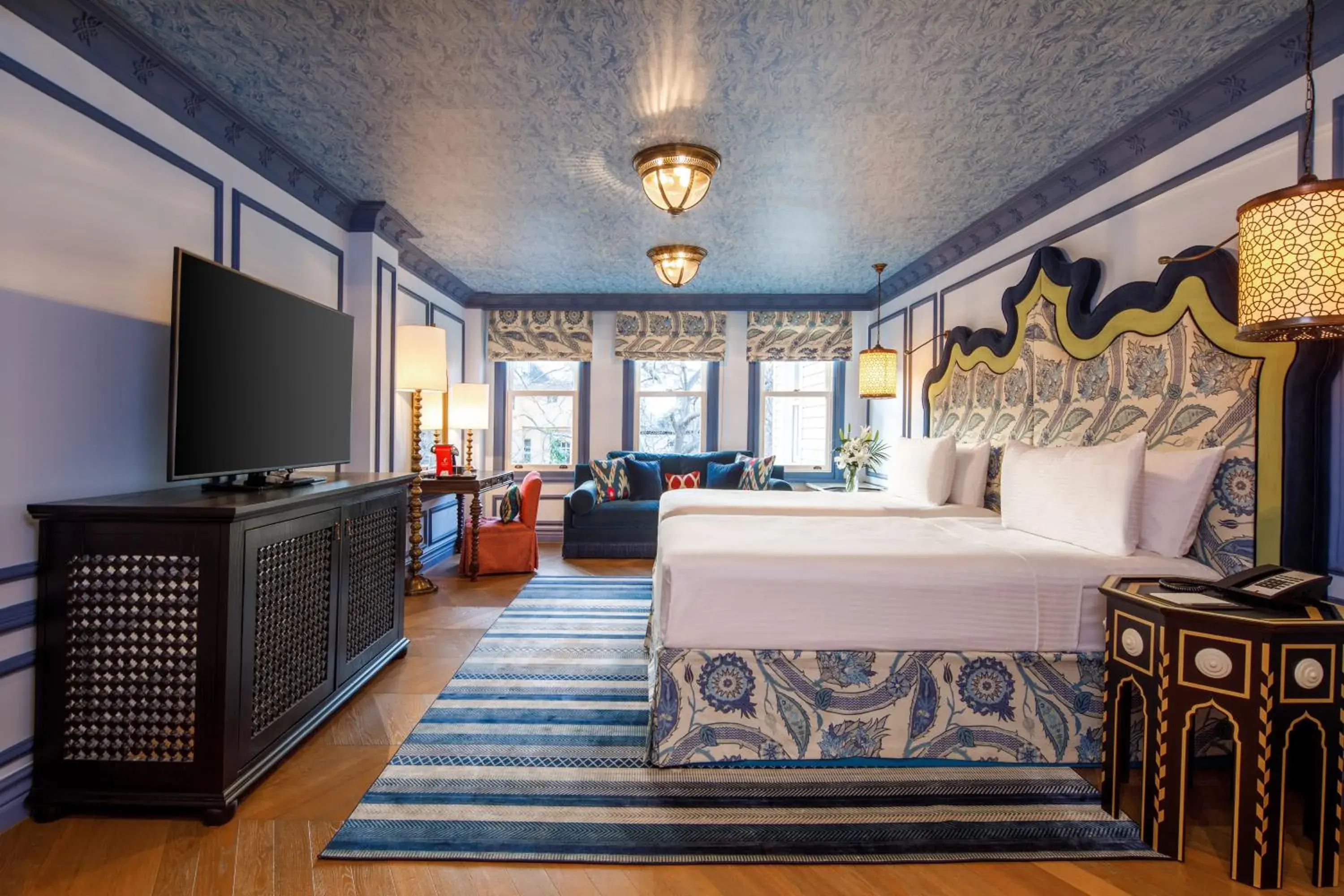 Superior Twin Room in Hagia Sofia Mansions Istanbul, Curio Collection by Hilton Superior Twin Room in Hagia Sofia Mansions Istanbul, Curio Collection by Hilton