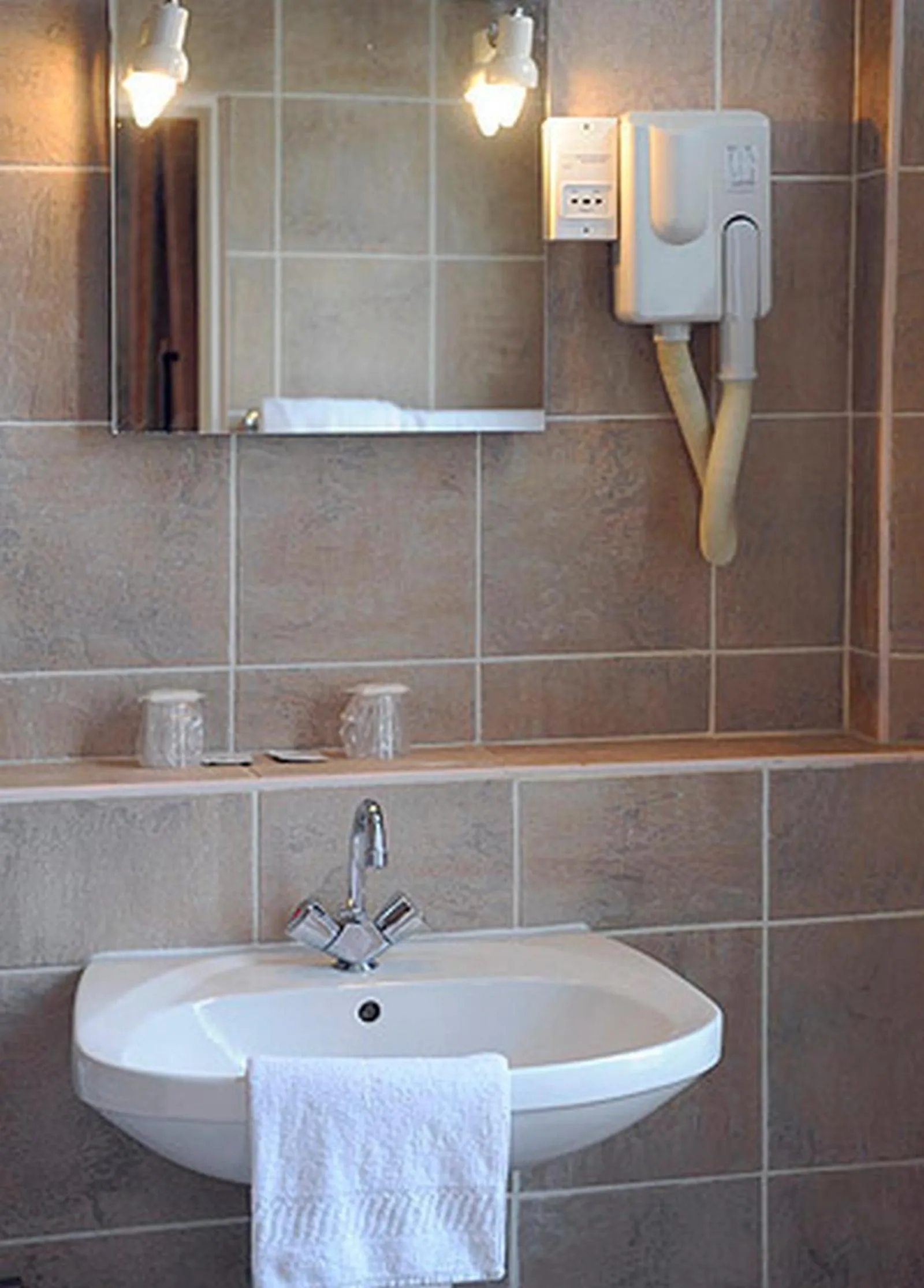 Bathroom in Auriane Porte De Versailles