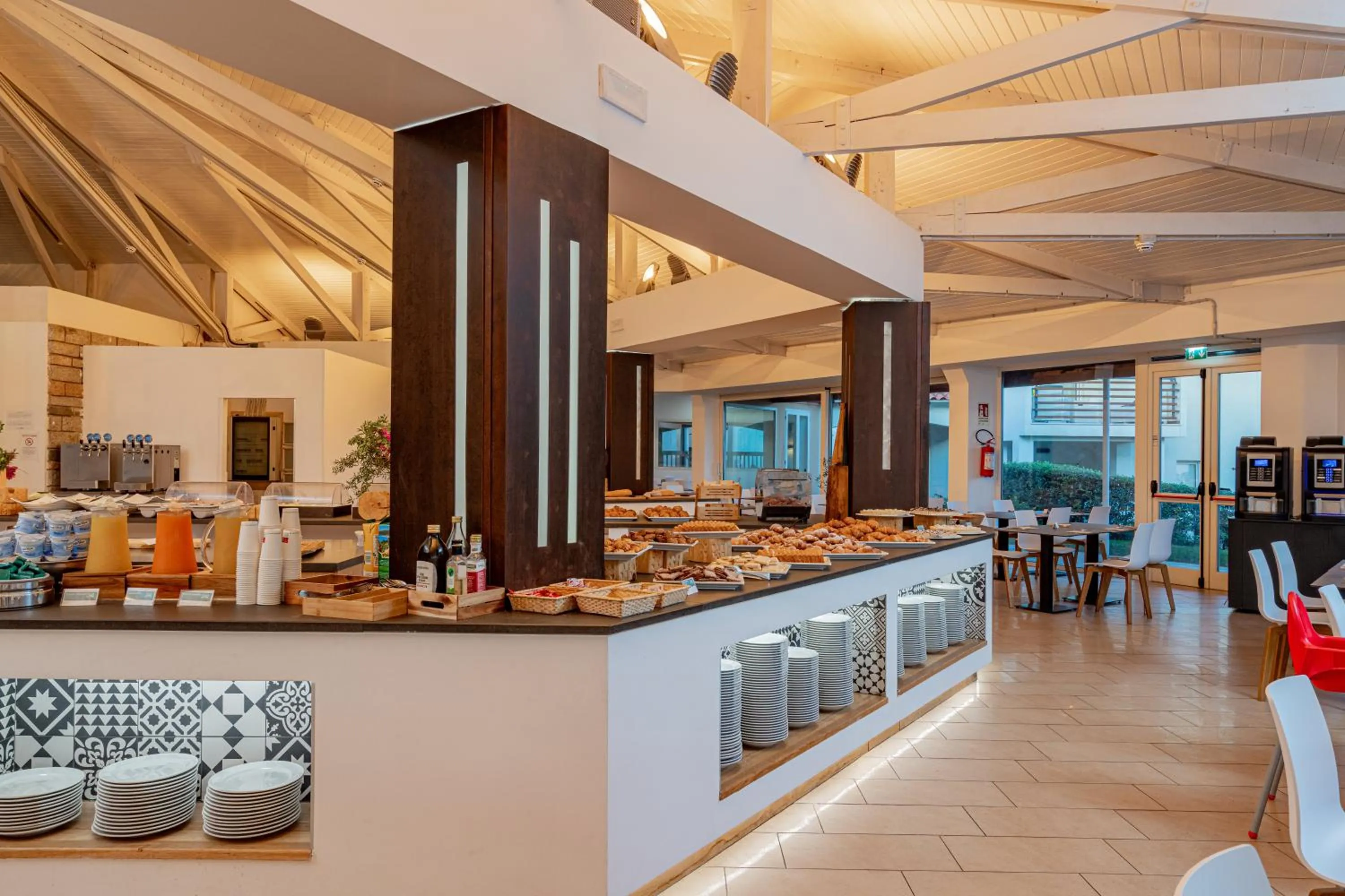 Restaurant/places to eat in Club Esse Cala Bitta