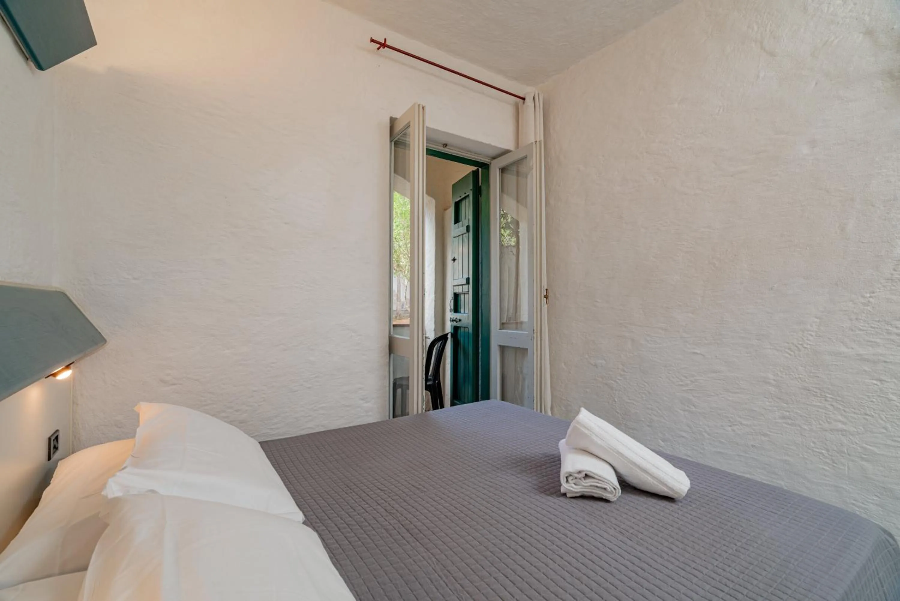 Bedroom, Bed in Club Esse Cala Bitta