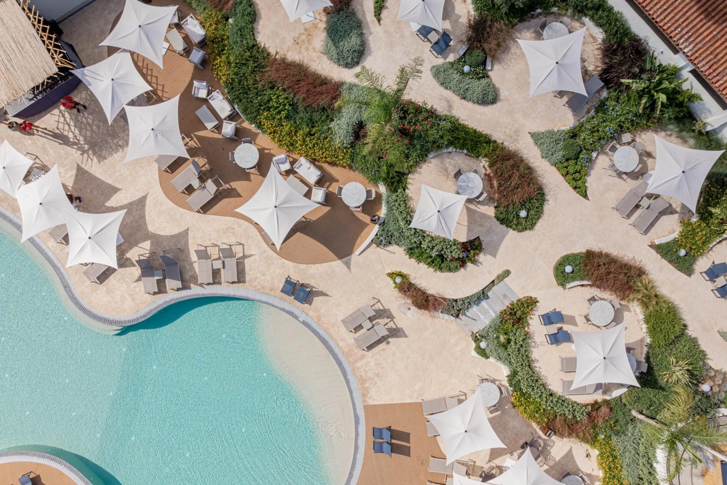 Swimming pool in Club Esse Cala Bitta