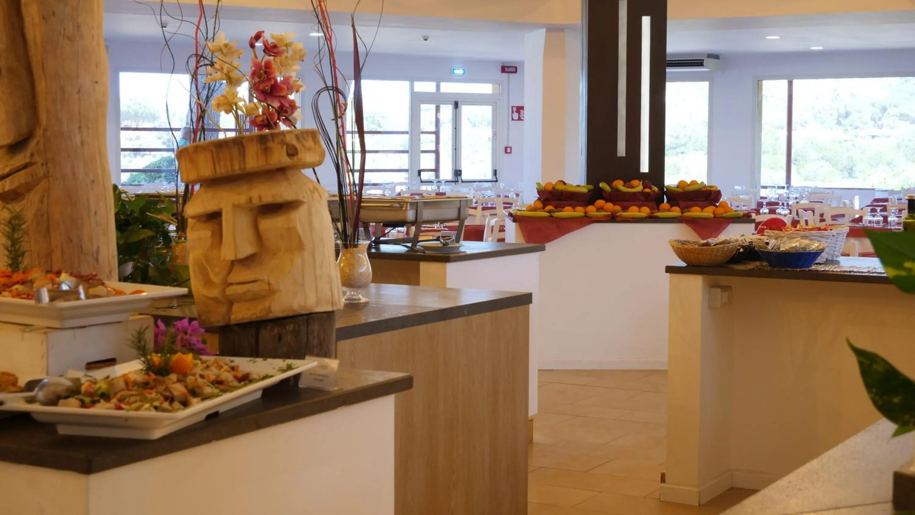 Restaurant/places to eat in Club Esse Cala Bitta