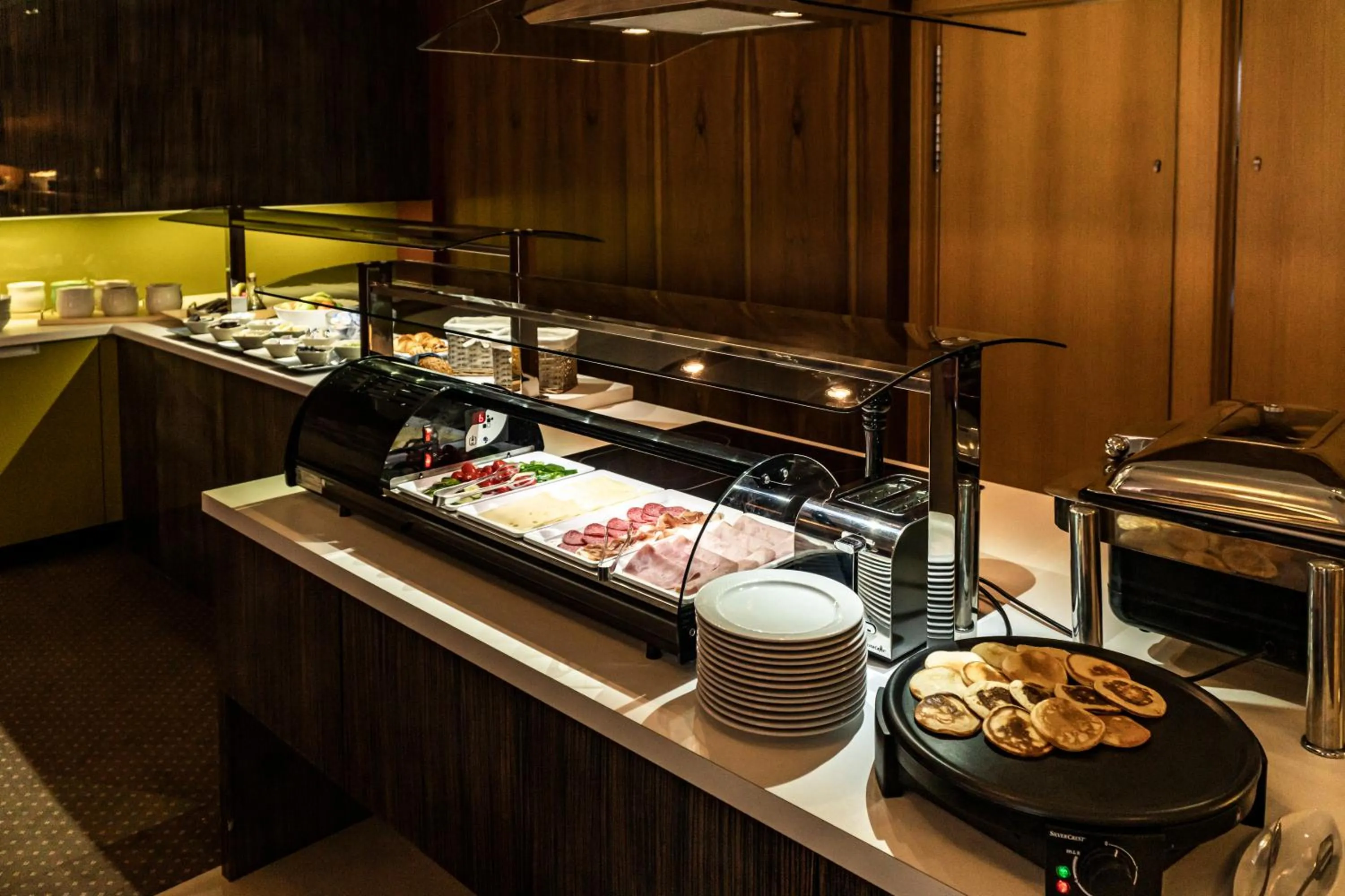 Breakfast in IMPIQ Hotel