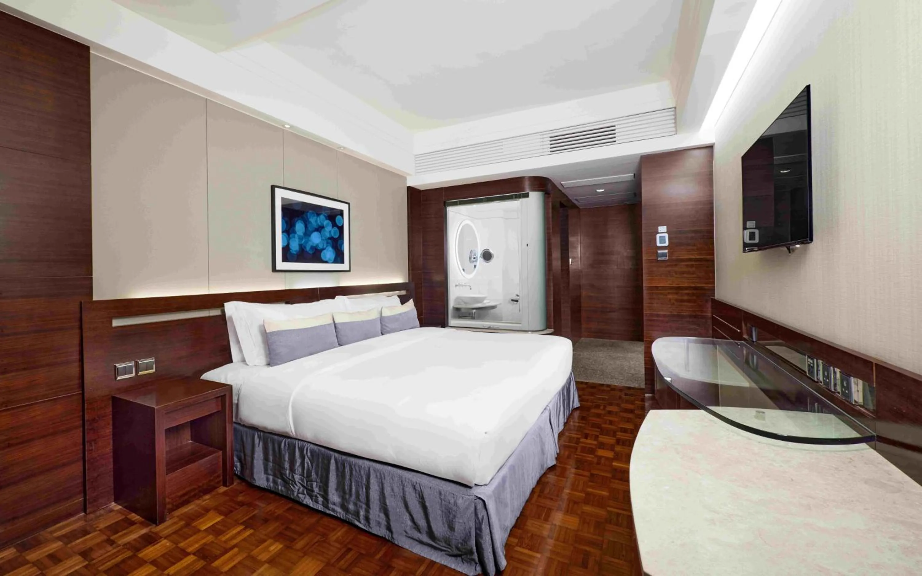 Bedroom, Bed in Nina Hotel Island South