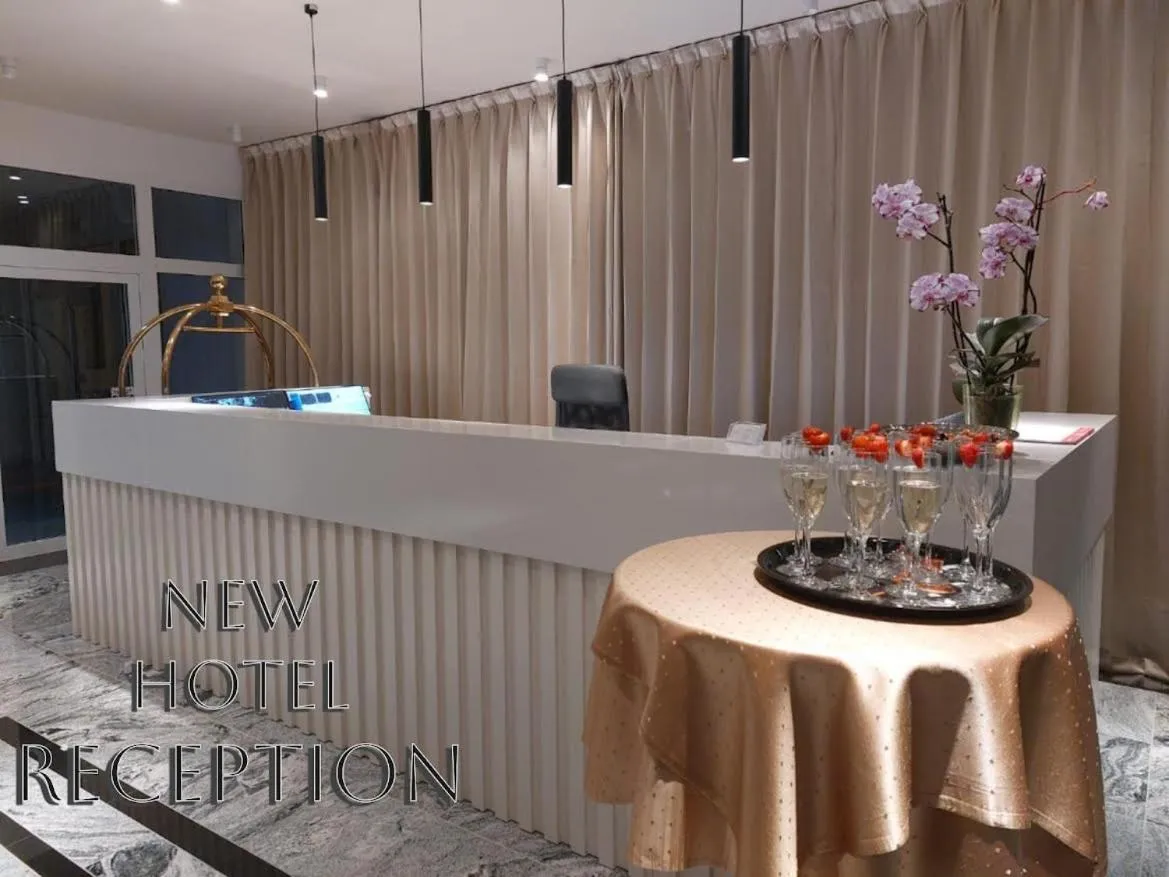 Property building in Hotel Arcade