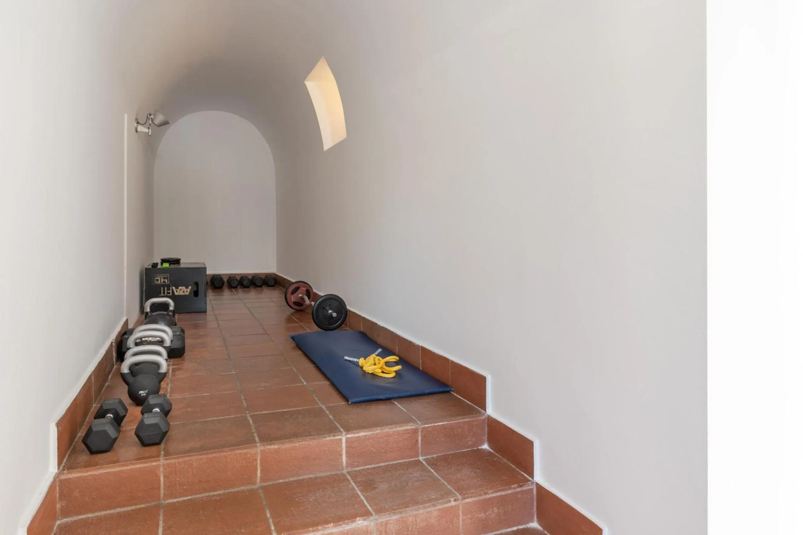 Fitness centre/facilities in Alamal River Club