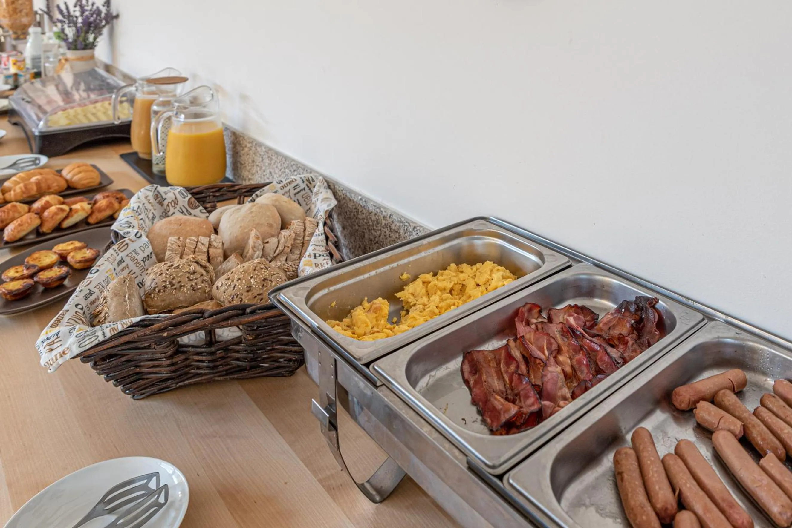 Continental breakfast in Alamal River Club