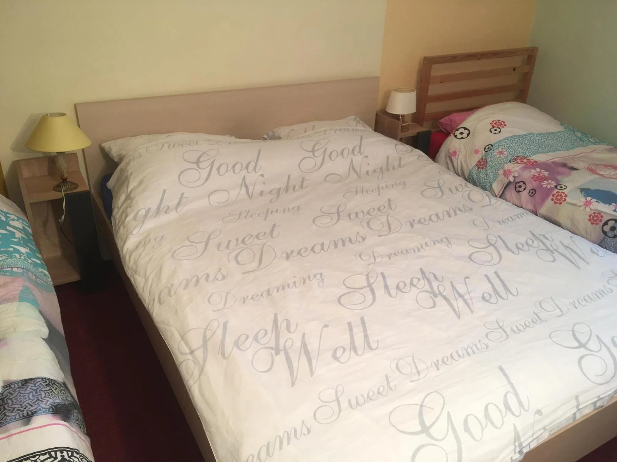 Bed in Wim's Place Schiphol Amsterdam Airport