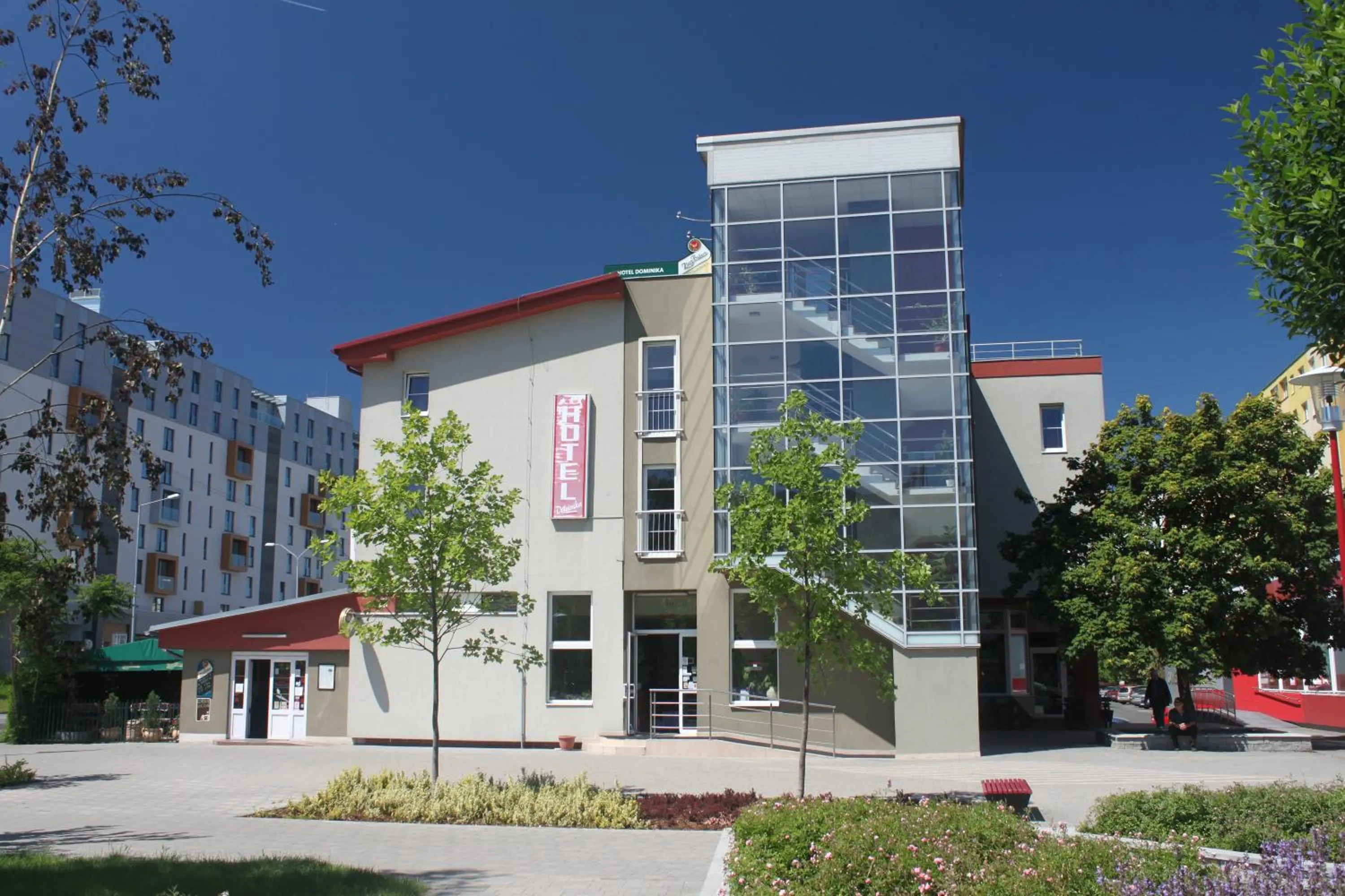 Facade/entrance in Hotel Dominika