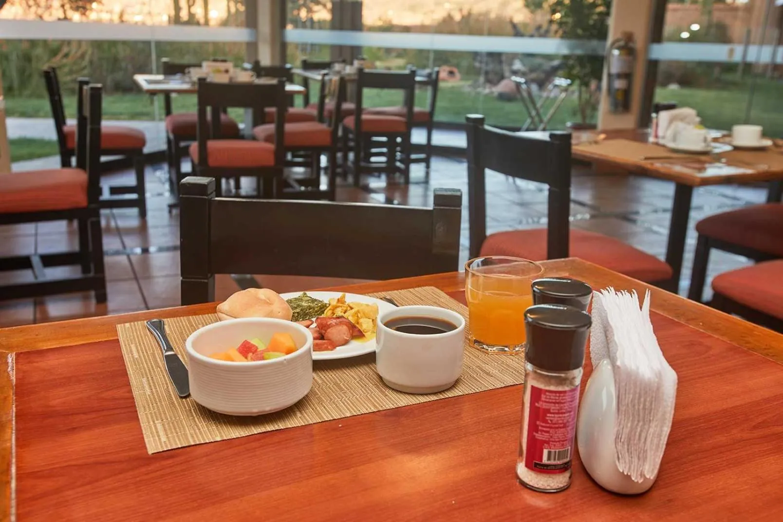 Buffet breakfast in Casa Andina Premium Puno