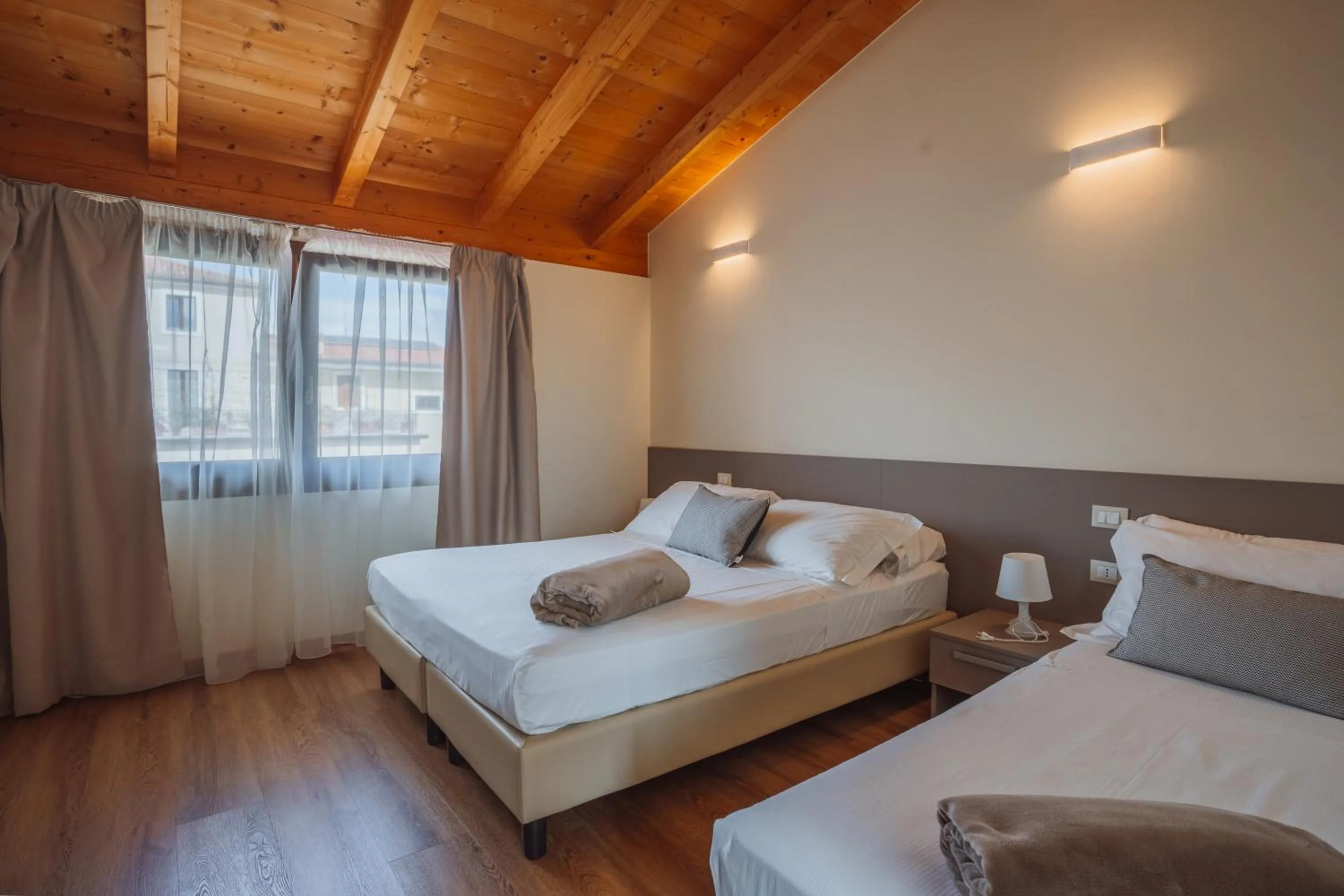 Photo of the whole room, Bed in Garda Relais