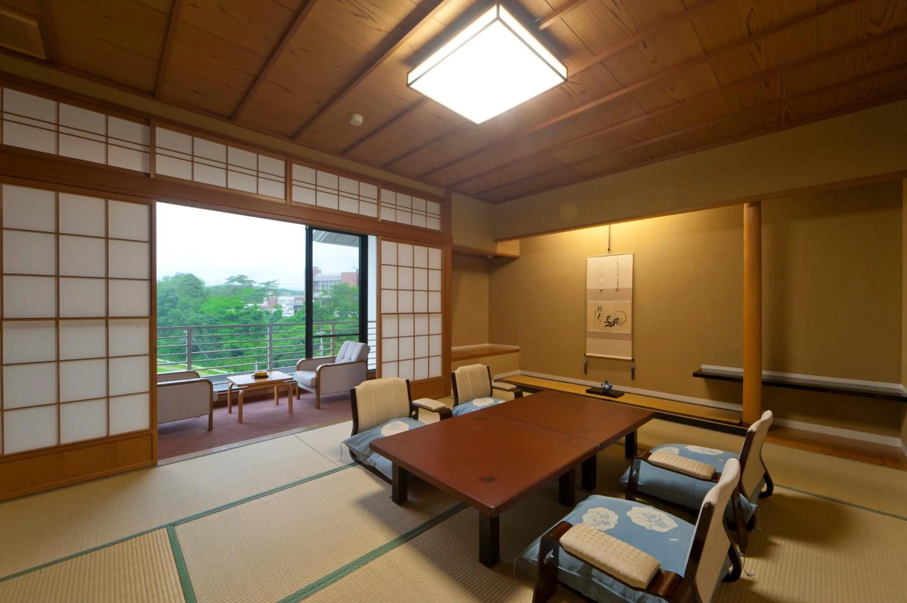 Photo of the whole room in Tagawa Ryusenkaku