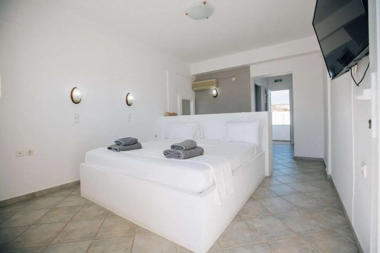 Bed in Lagada Beach Hotel