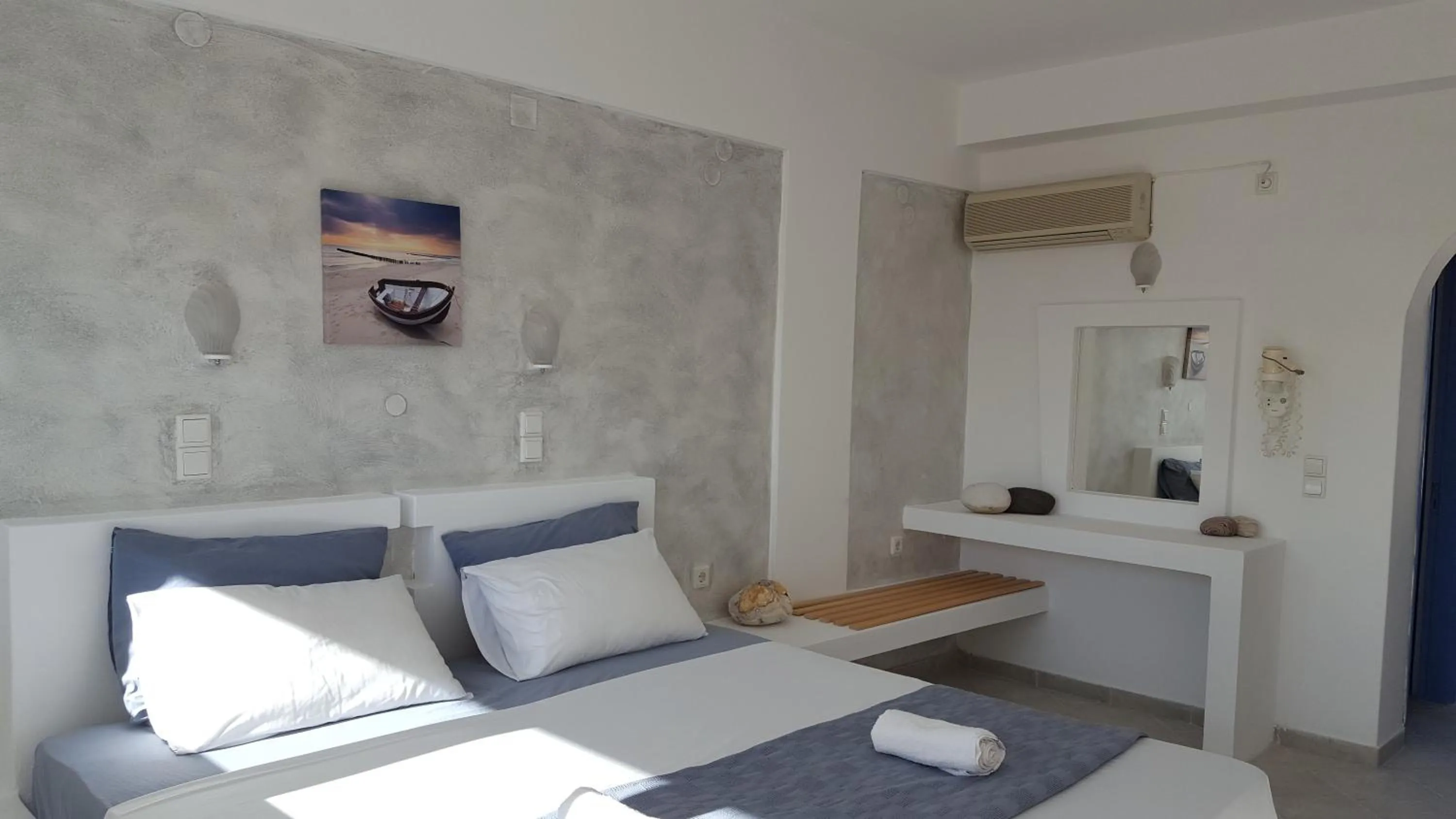 Bedroom, Bed in Lagada Beach Hotel
