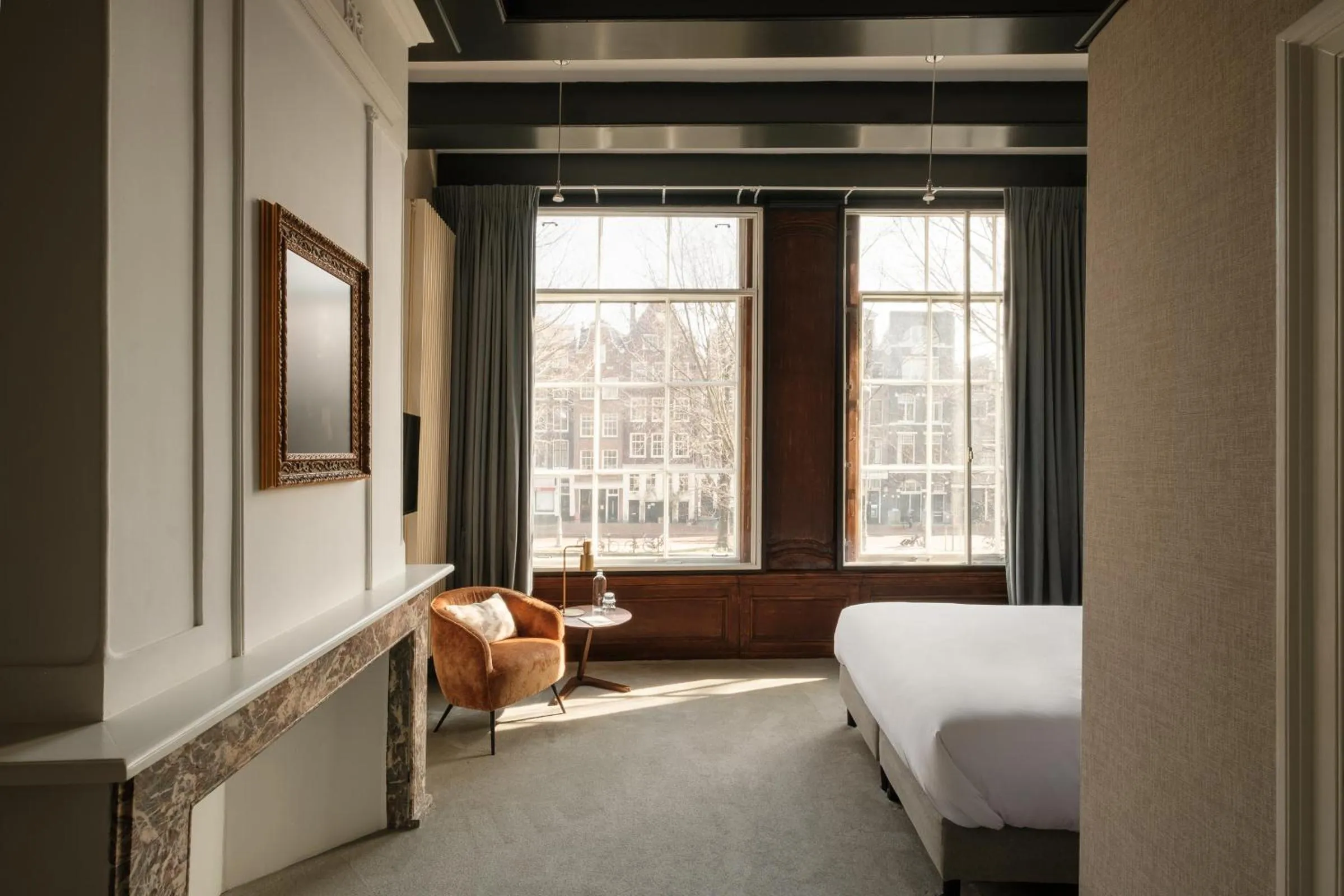 Bed in Adam's Canal House