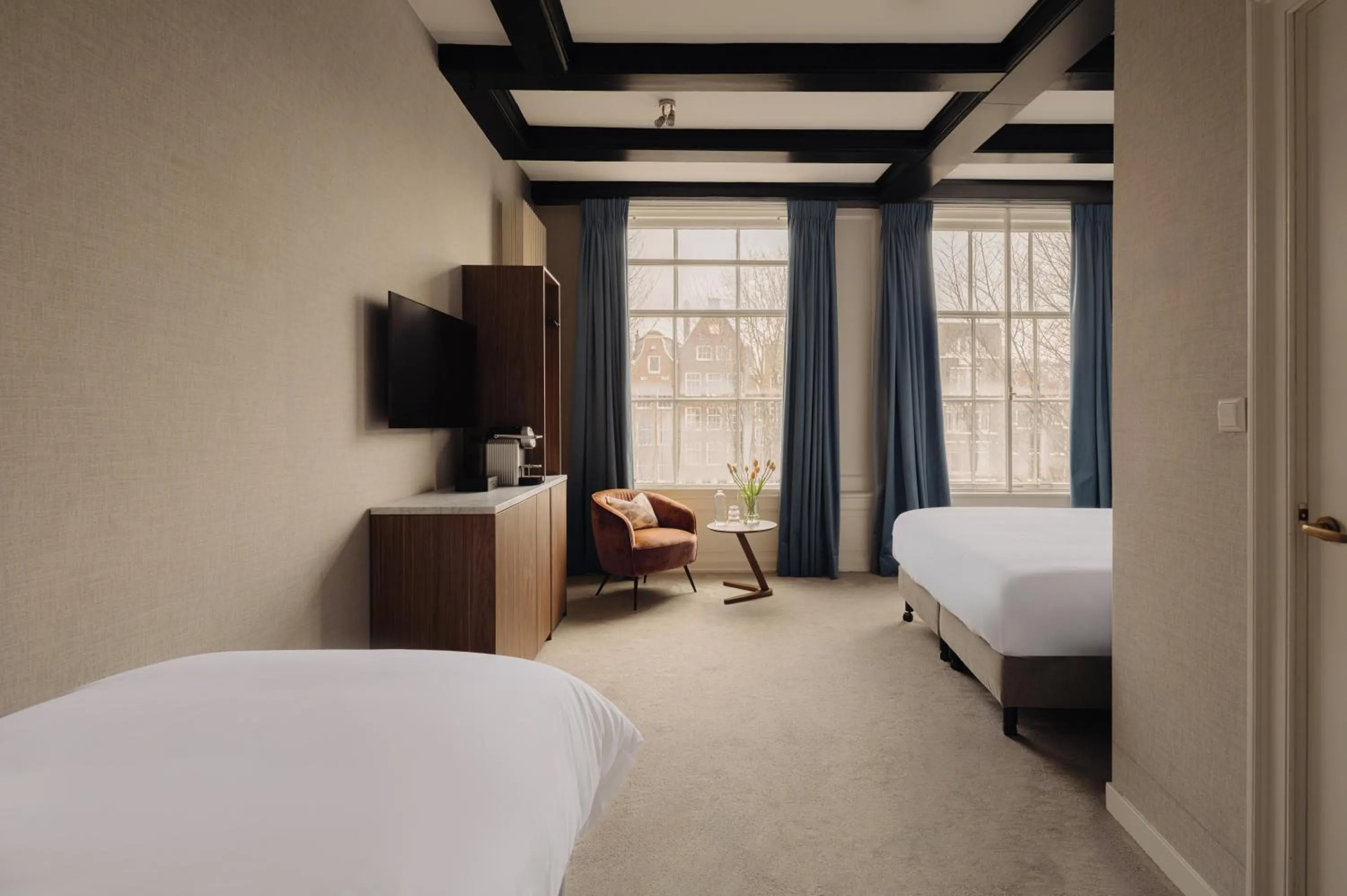 Bedroom, Bed in Adam's Canal House