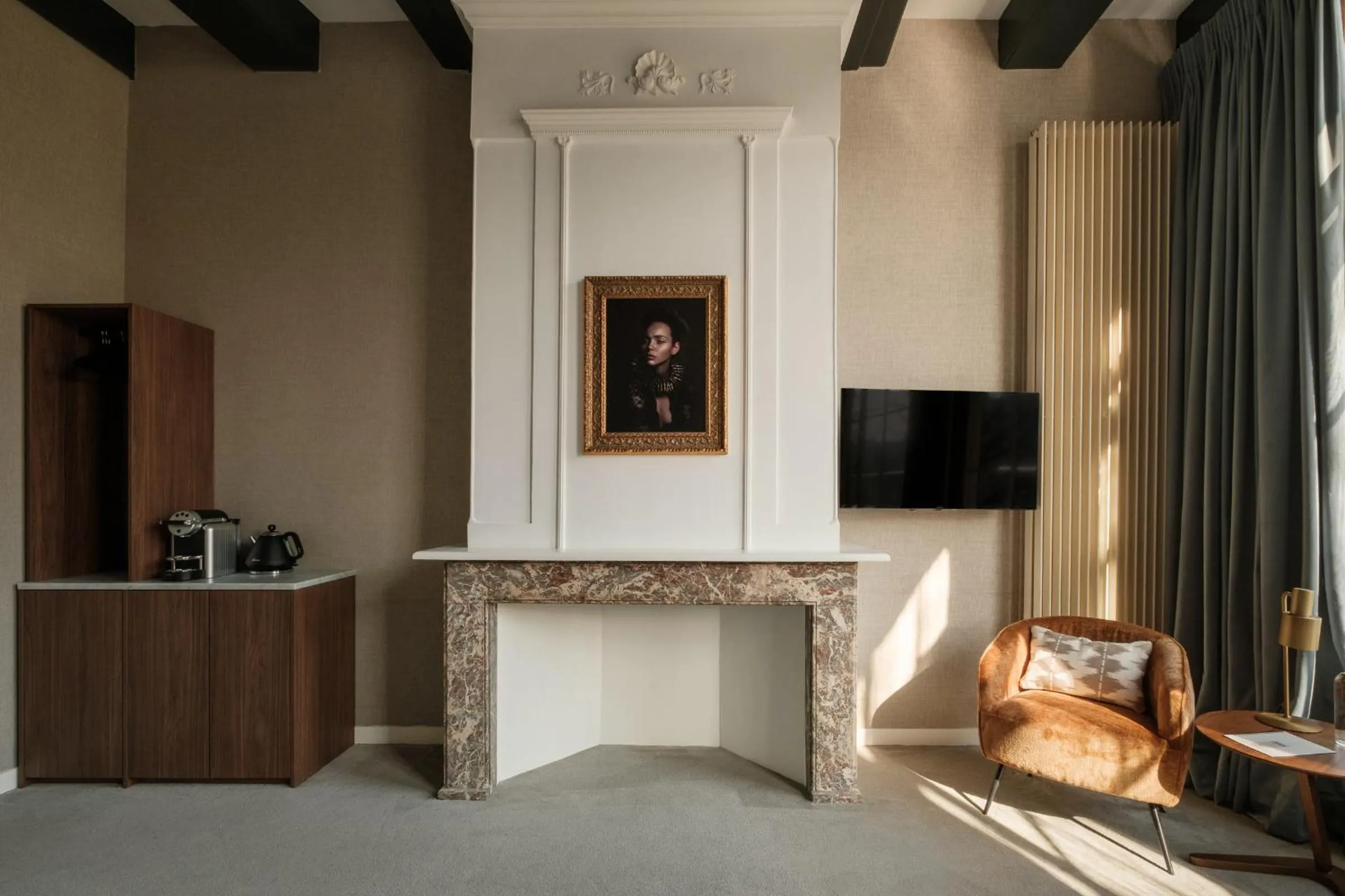 Living room in Adam's Canal House