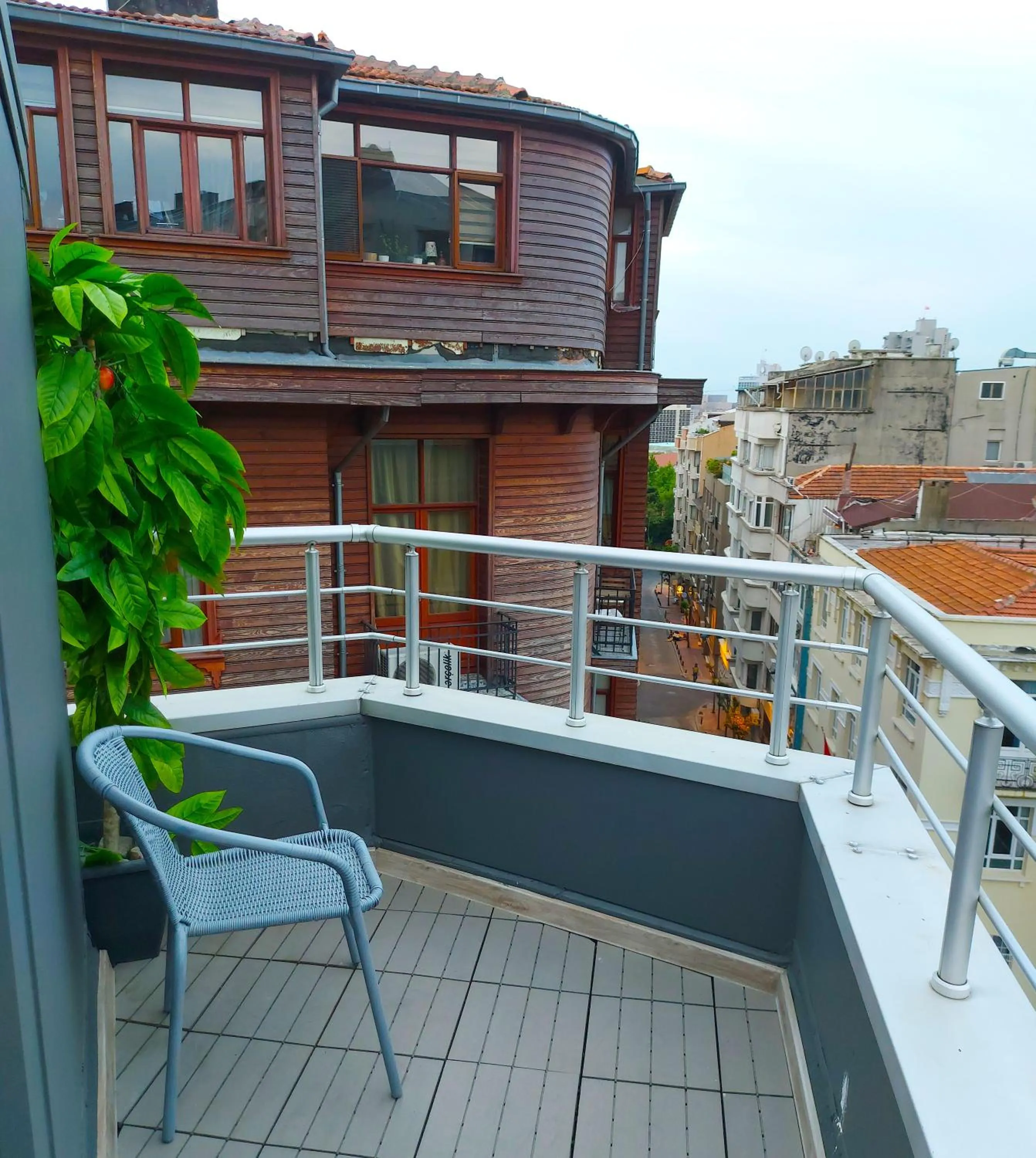 Balcony/Terrace in Jazz Hotel Nisantasi