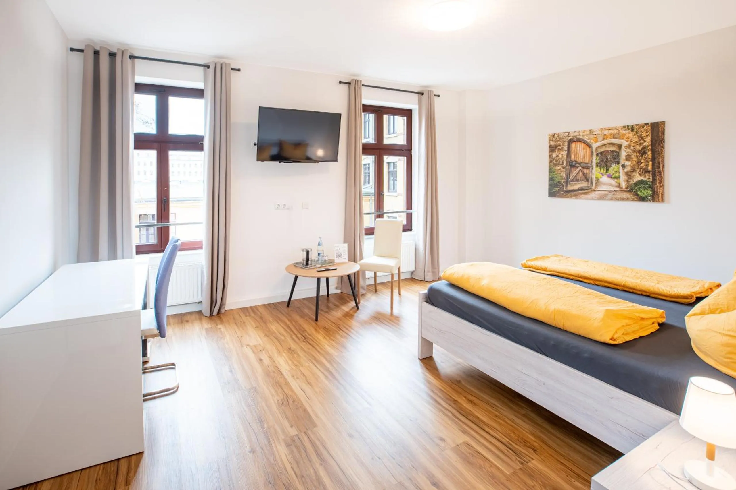 Photo of the whole room, Bed in Gwuni Mopera