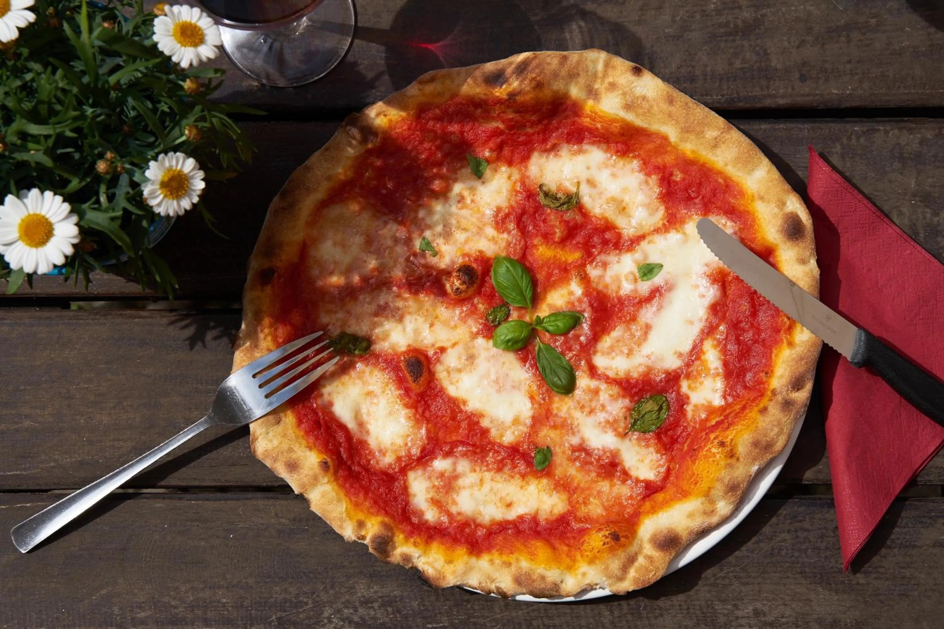 Restaurant/places to eat in Gwuni Mopera