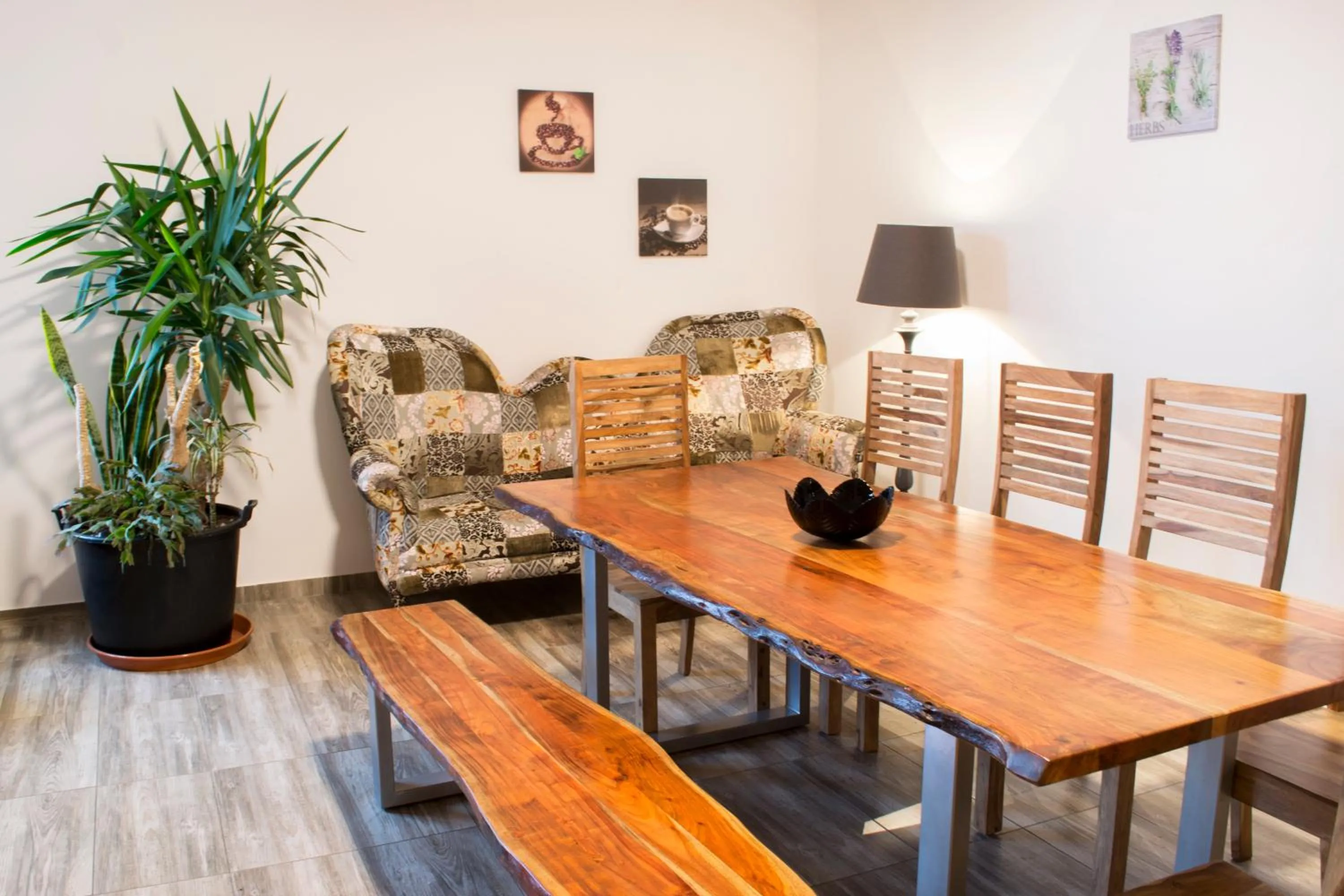 Dining area in Gwuni Mopera