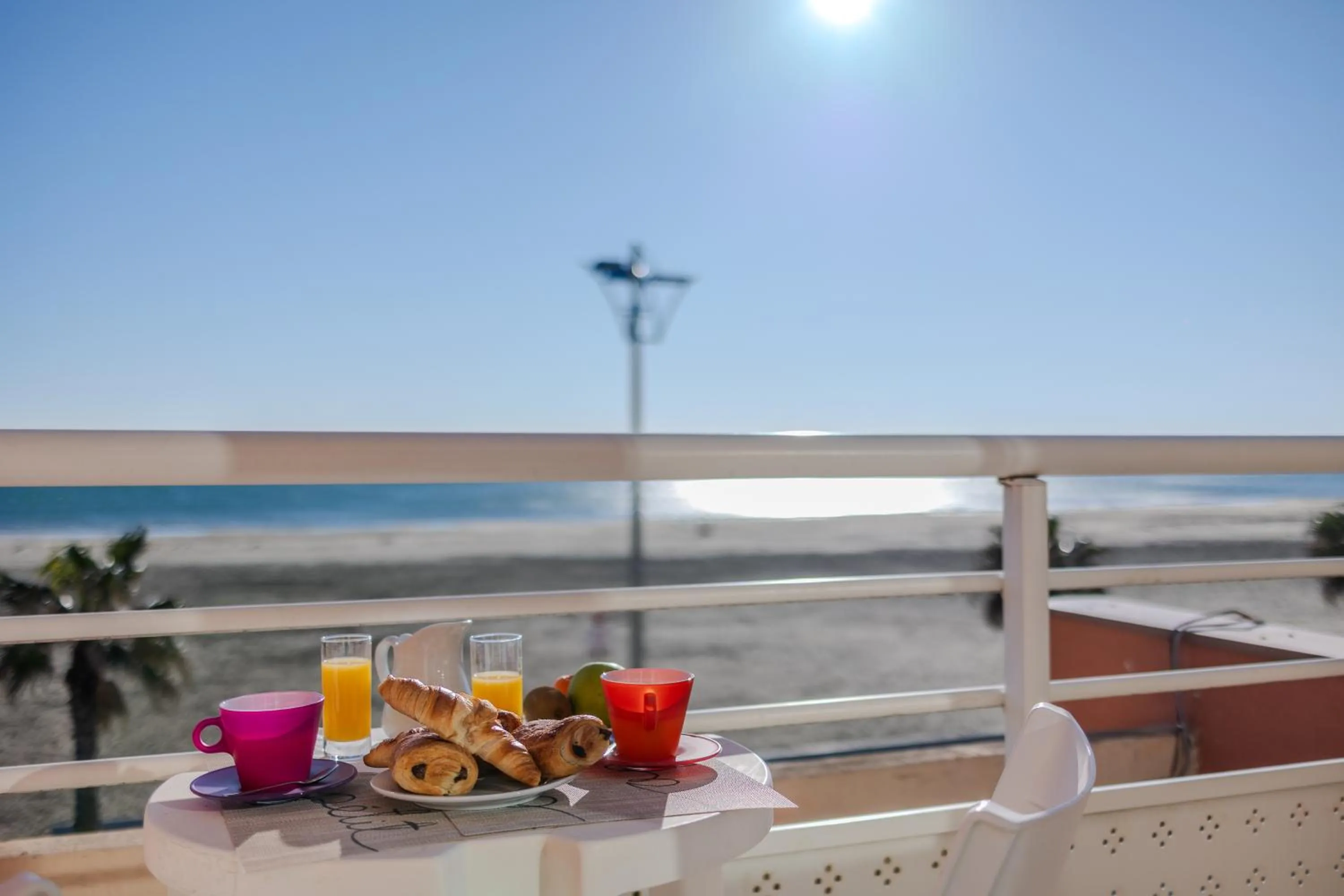 Balcony/Terrace in Logis Hôtel & Restaurant Mediterranee