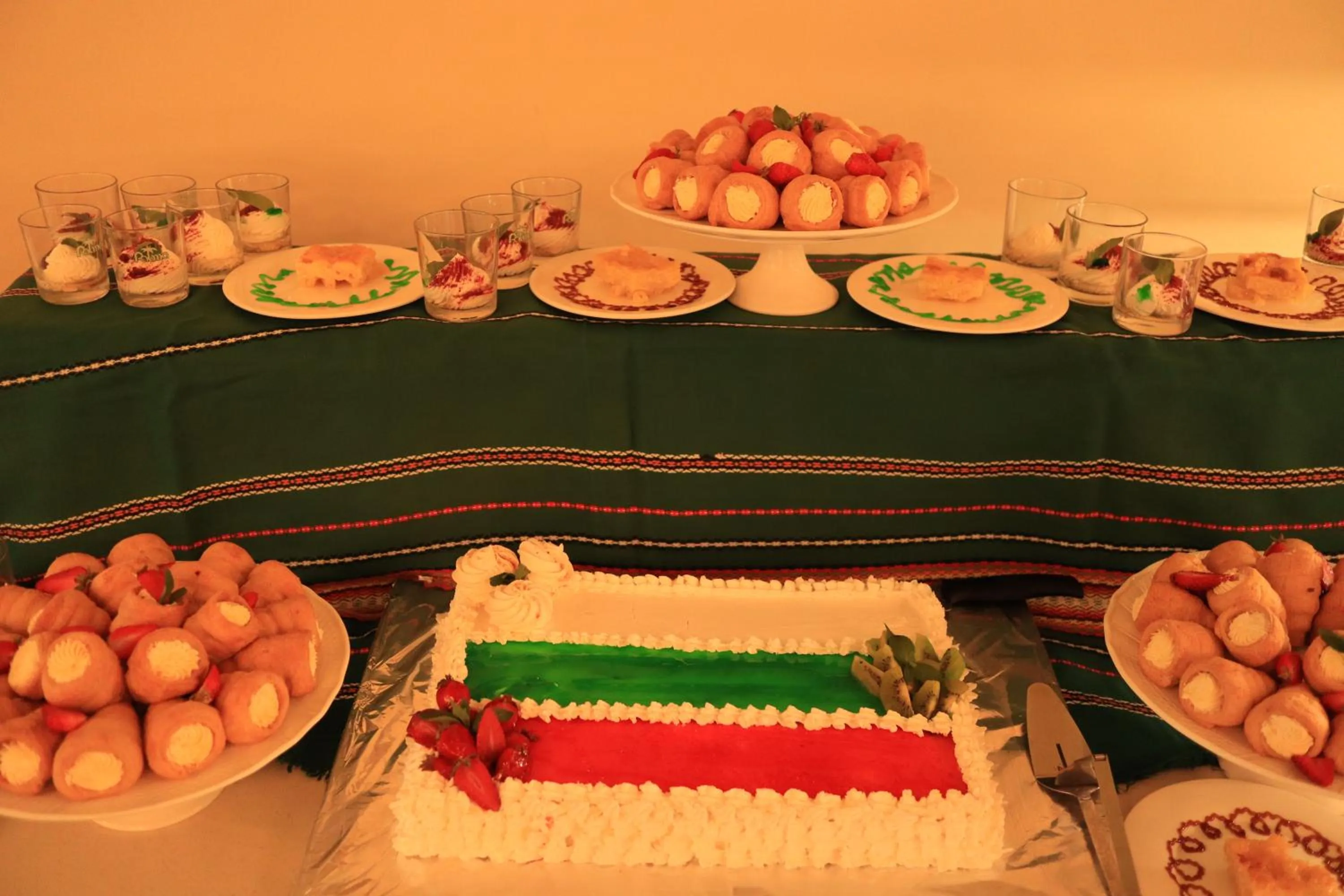 Dinner in Palm Beach Hotel - All Inclusive with Free beach package & Private Beach