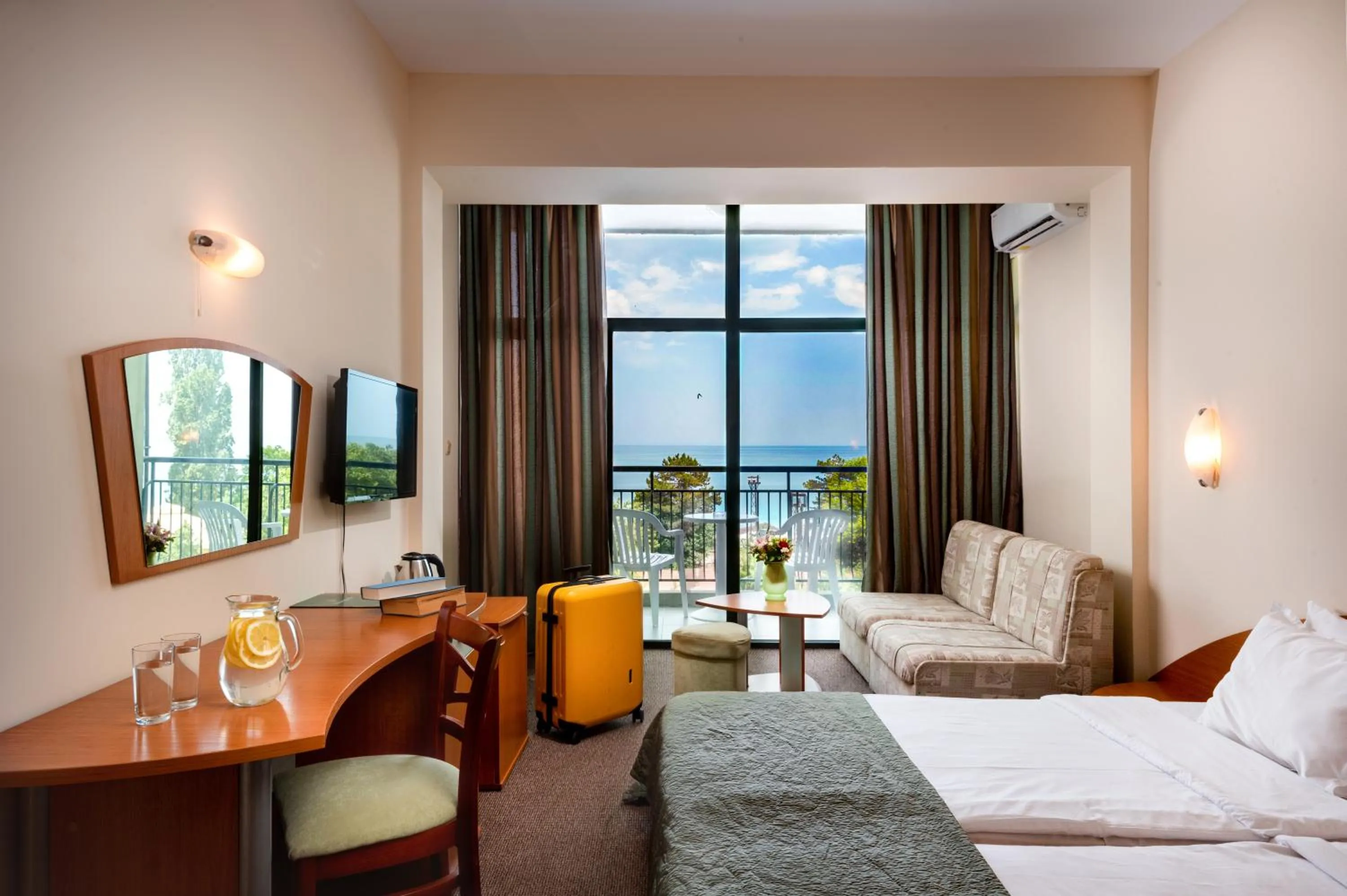 Photo of the whole room, Bed in Palm Beach Hotel - All Inclusive with Free beach package & Private Beach