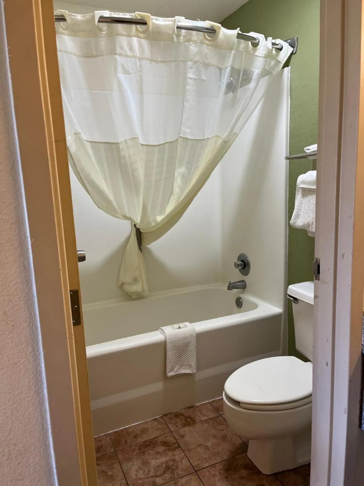 Bathroom in Quality Inn Elkton -St Augustine South