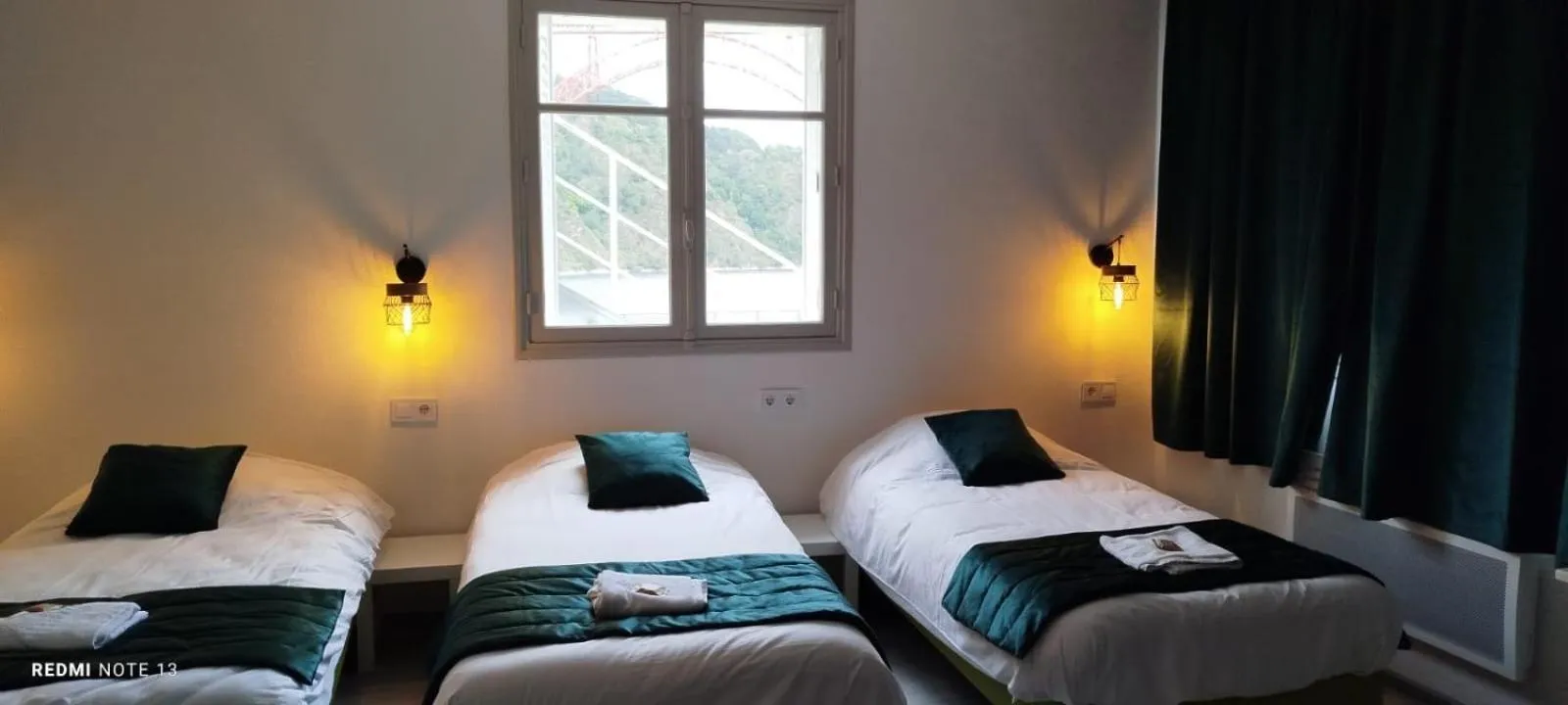 Bedroom, Bed in Garabit Hotel