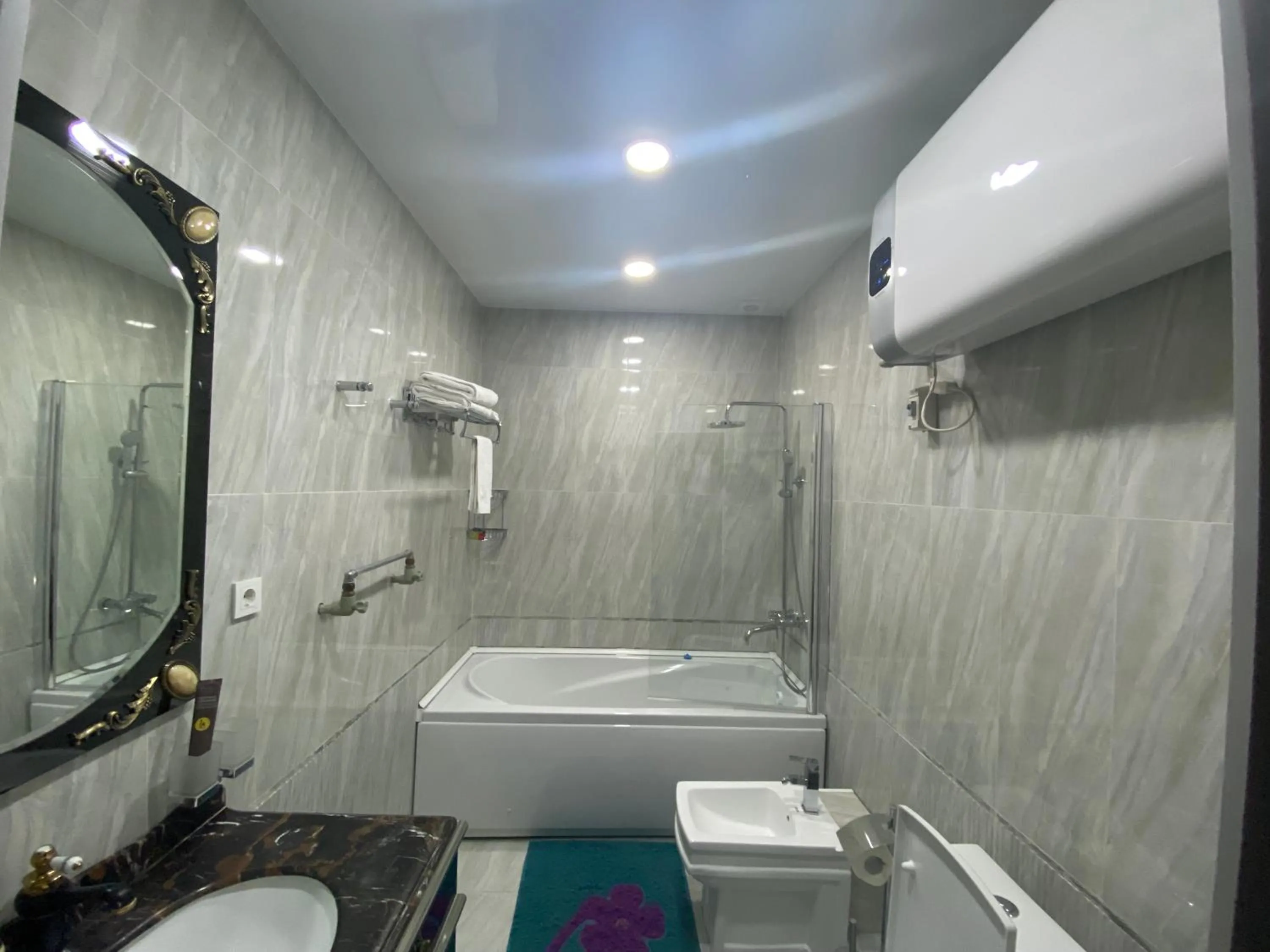 Bathroom in Sunrise Apartments