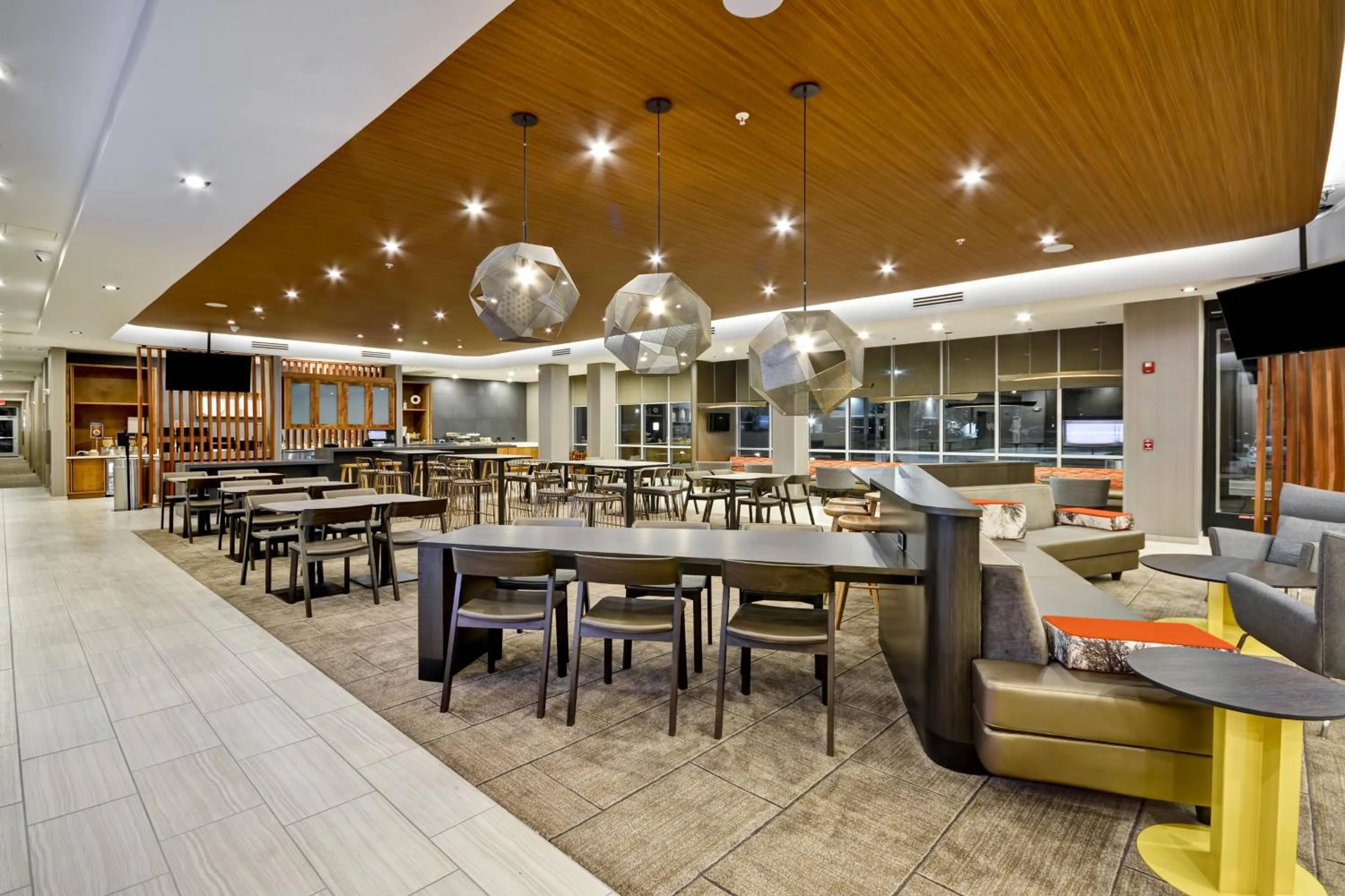 Lobby or reception in SpringHill Suites by Marriott Cincinnati Blue Ash