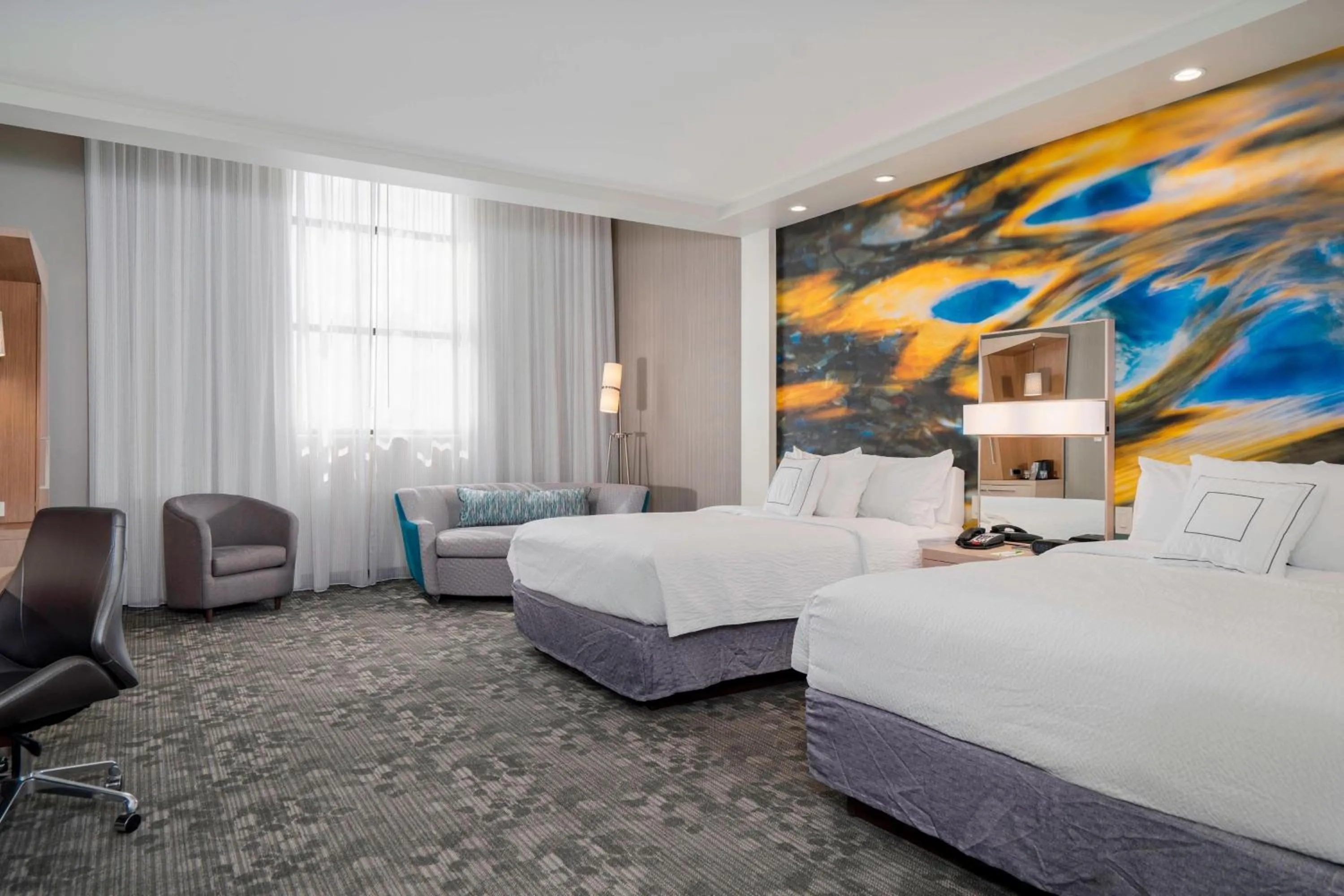 Bedroom, Bed in Courtyard by Marriott Niagara Falls, USA