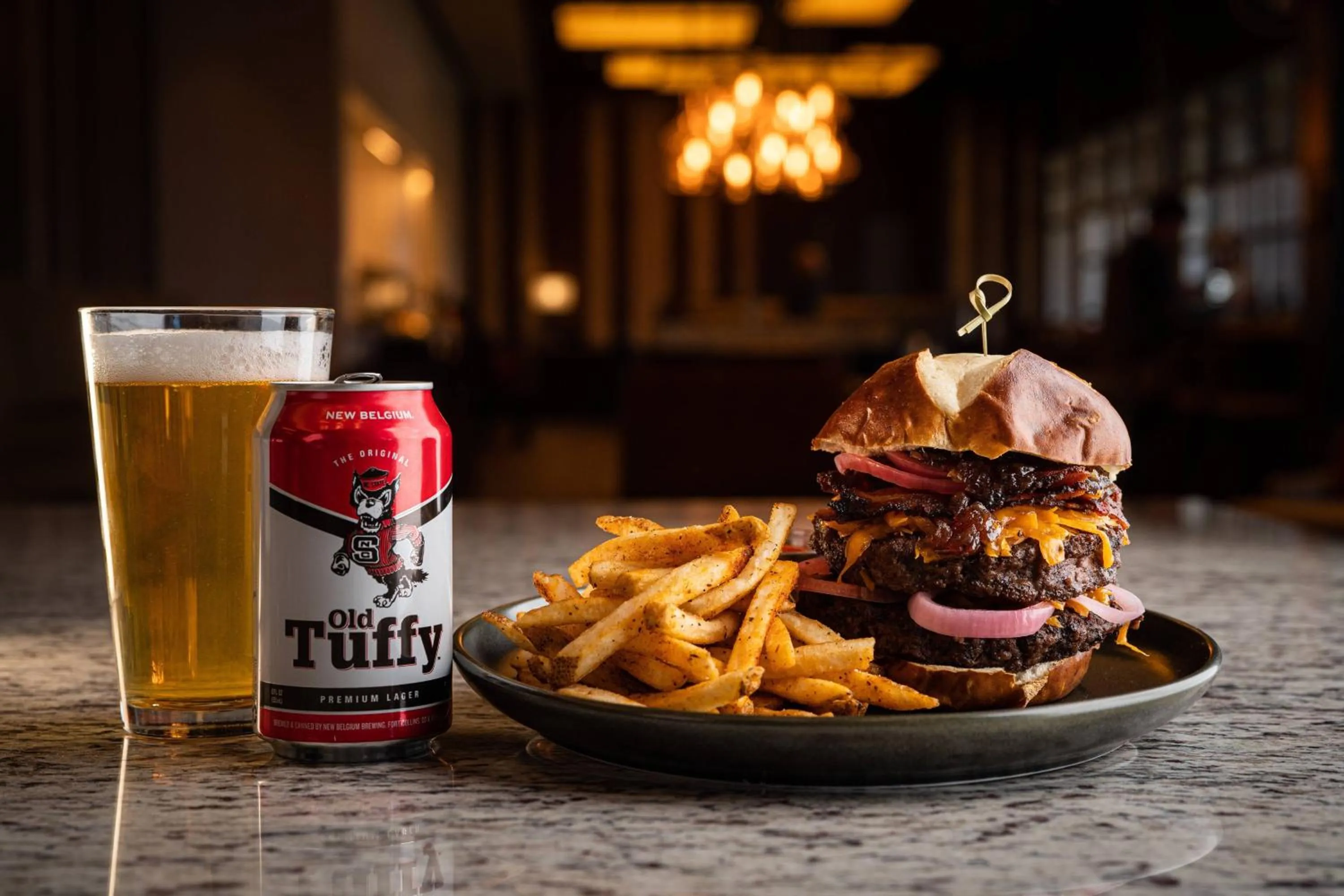 Restaurant/places to eat in The StateView Hotel, Autograph Collection