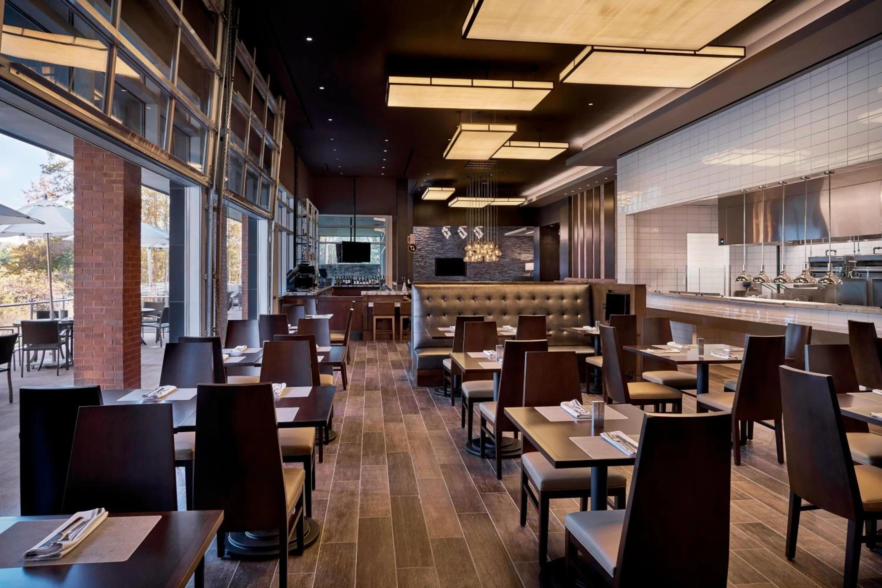 Restaurant/places to eat in The StateView Hotel, Autograph Collection