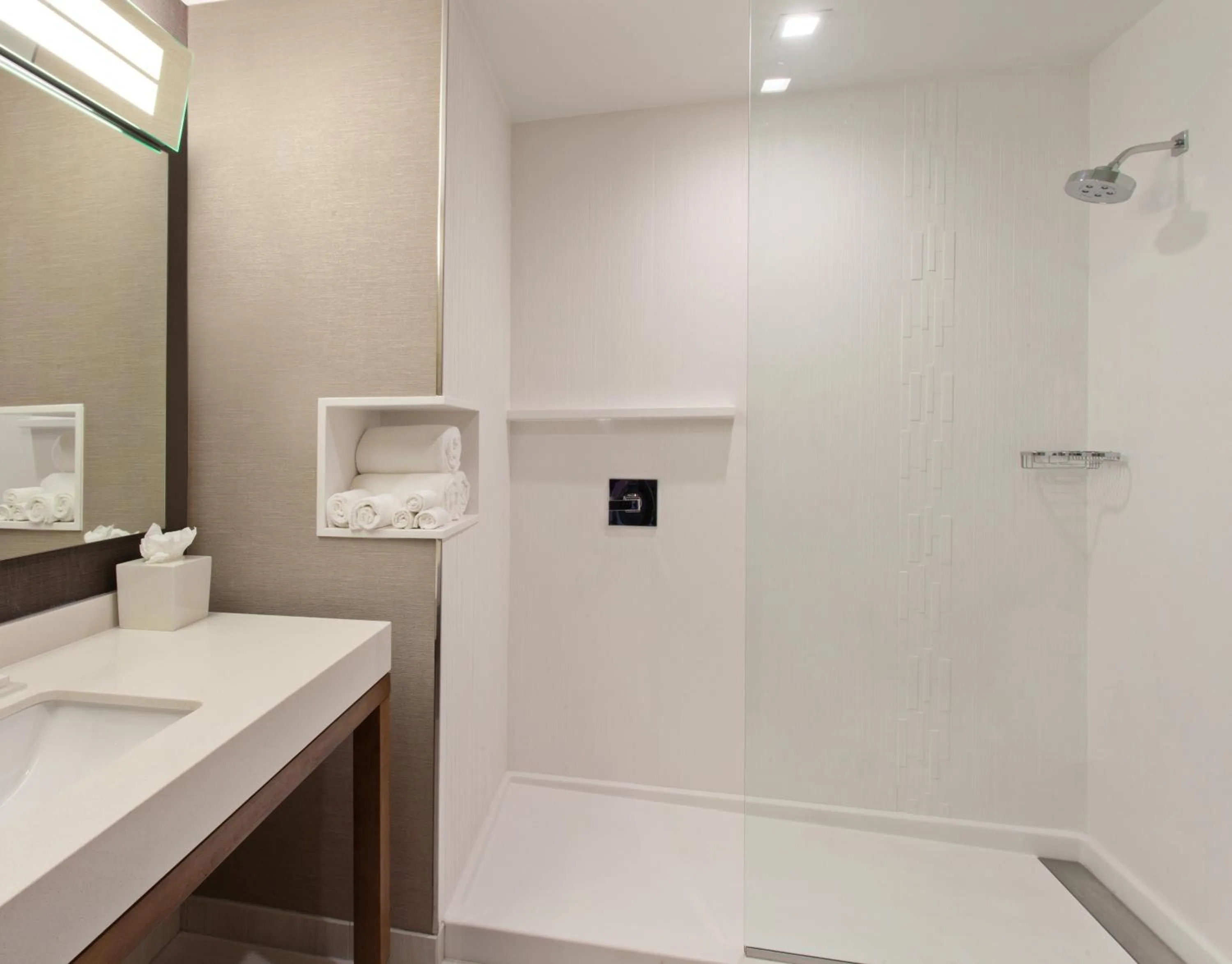 Bathroom in Courtyard by Marriott San Diego El Cajon